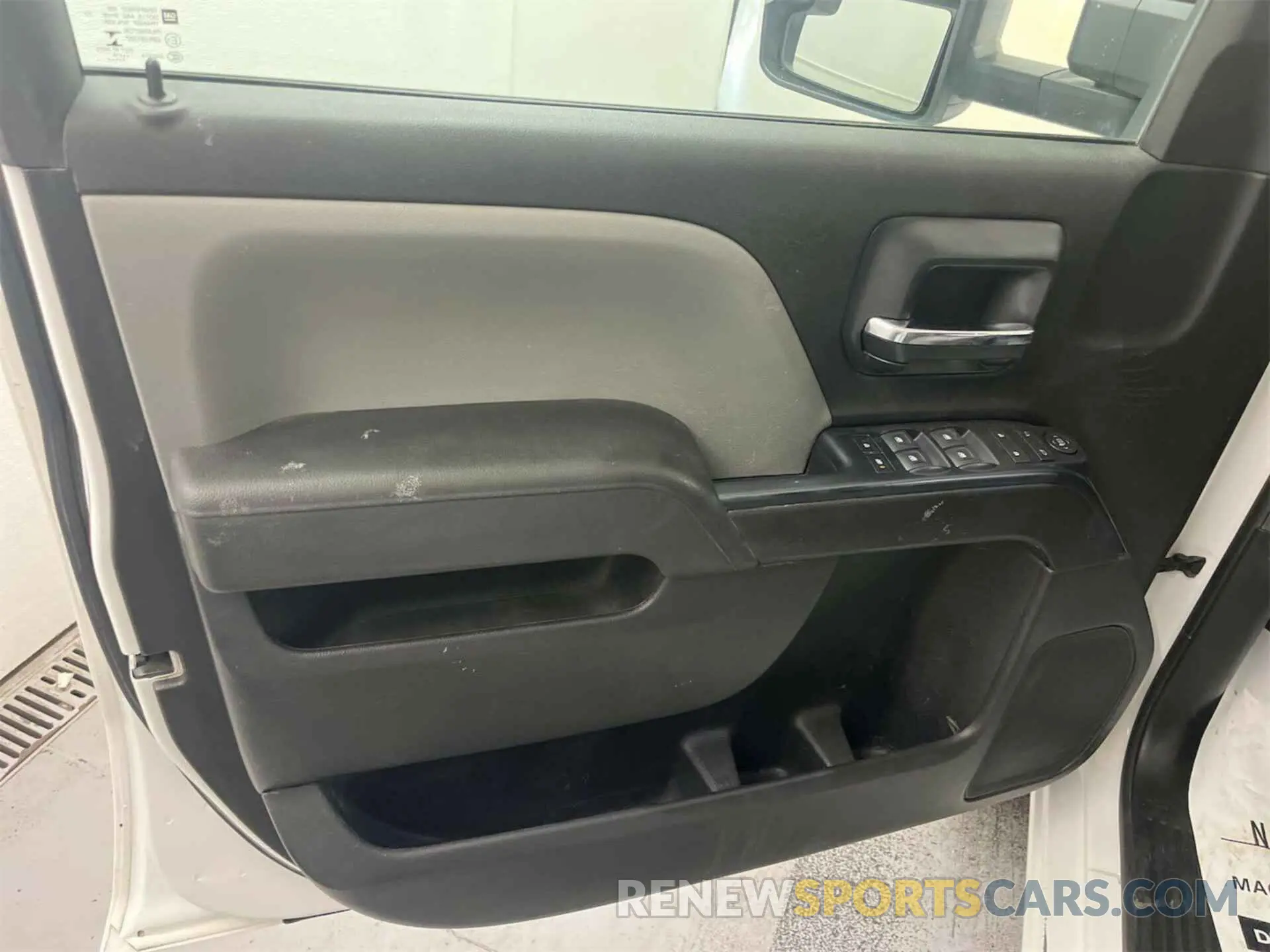 6 fotografías del automóvil dañado 2GB2KREG0K1185465 CHEVROLET SILVERADO 2500HD 2019