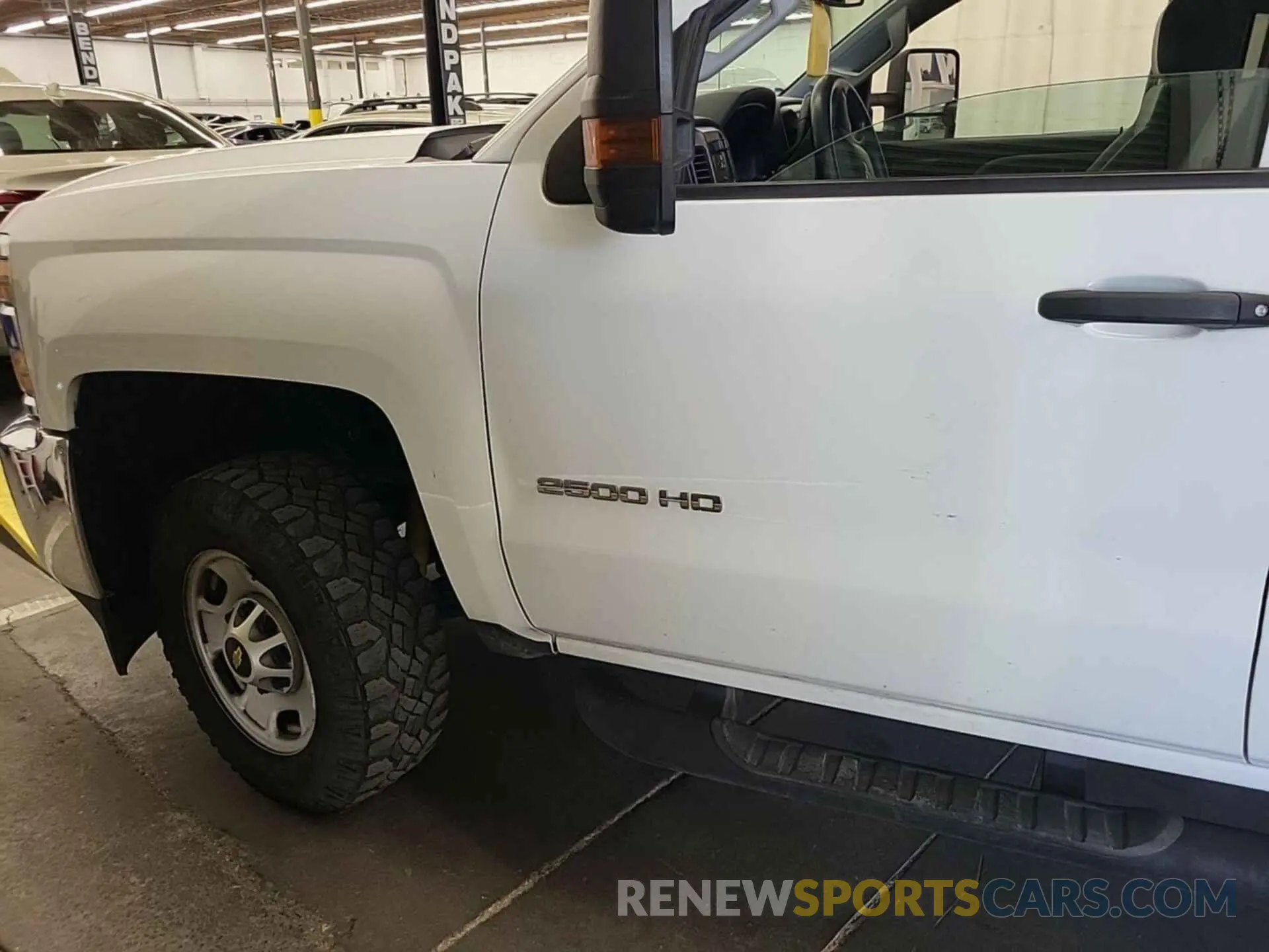11 fotografías del automóvil dañado 2GB2KREG6K1188046 CHEVROLET SILVERADO 2500HD 2019