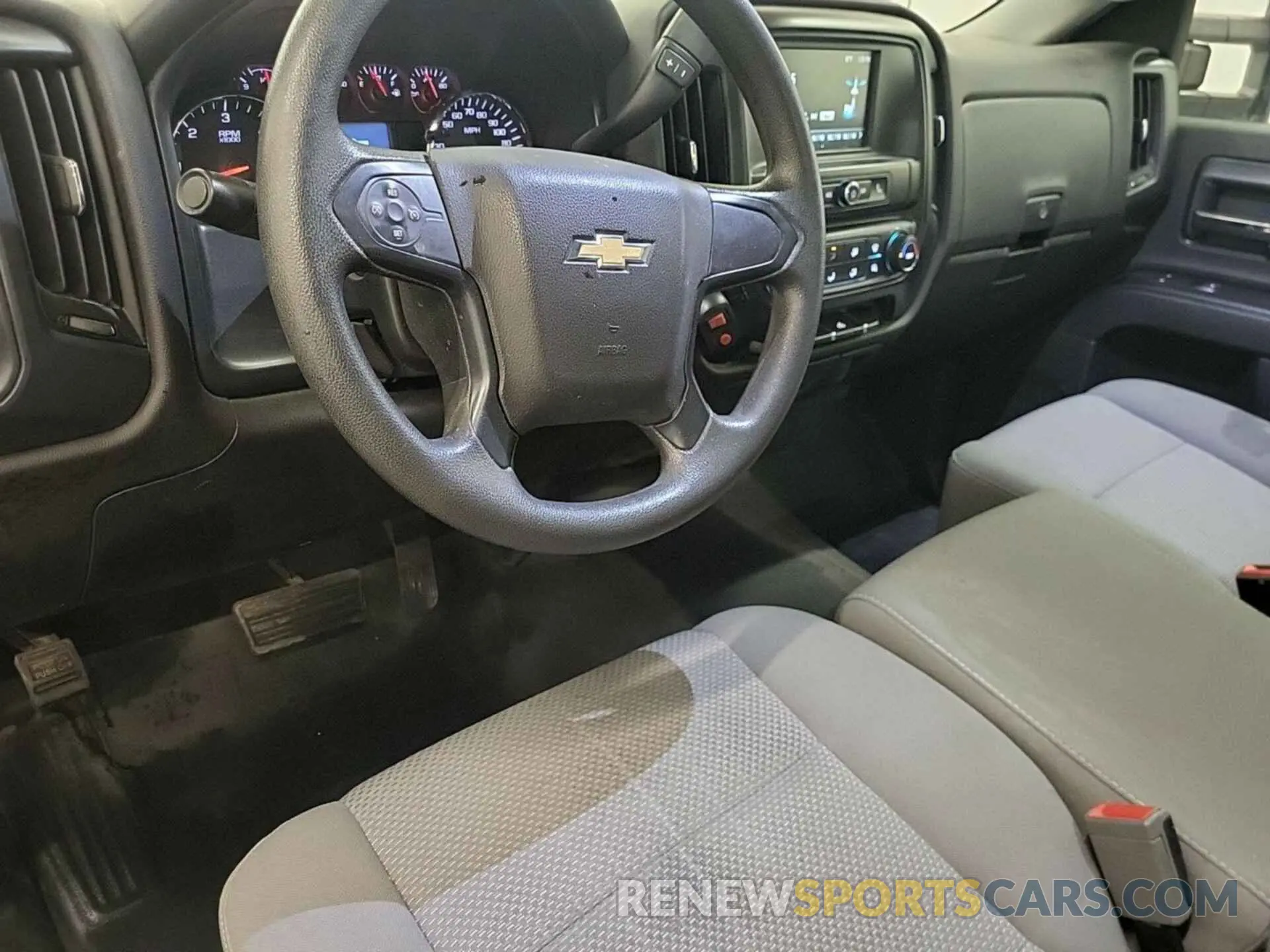 3 fotografías del automóvil dañado 2GB2KREG6K1188046 CHEVROLET SILVERADO 2500HD 2019