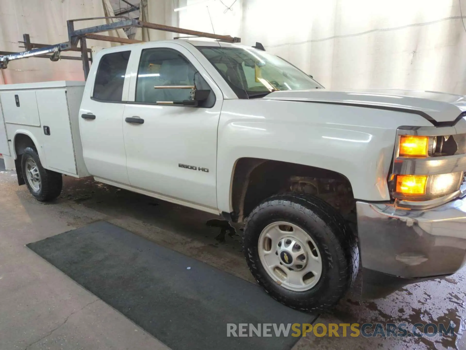 13 fotografías del automóvil dañado 2GB2KREG8K1182653 CHEVROLET SILVERADO 2500HD 2019