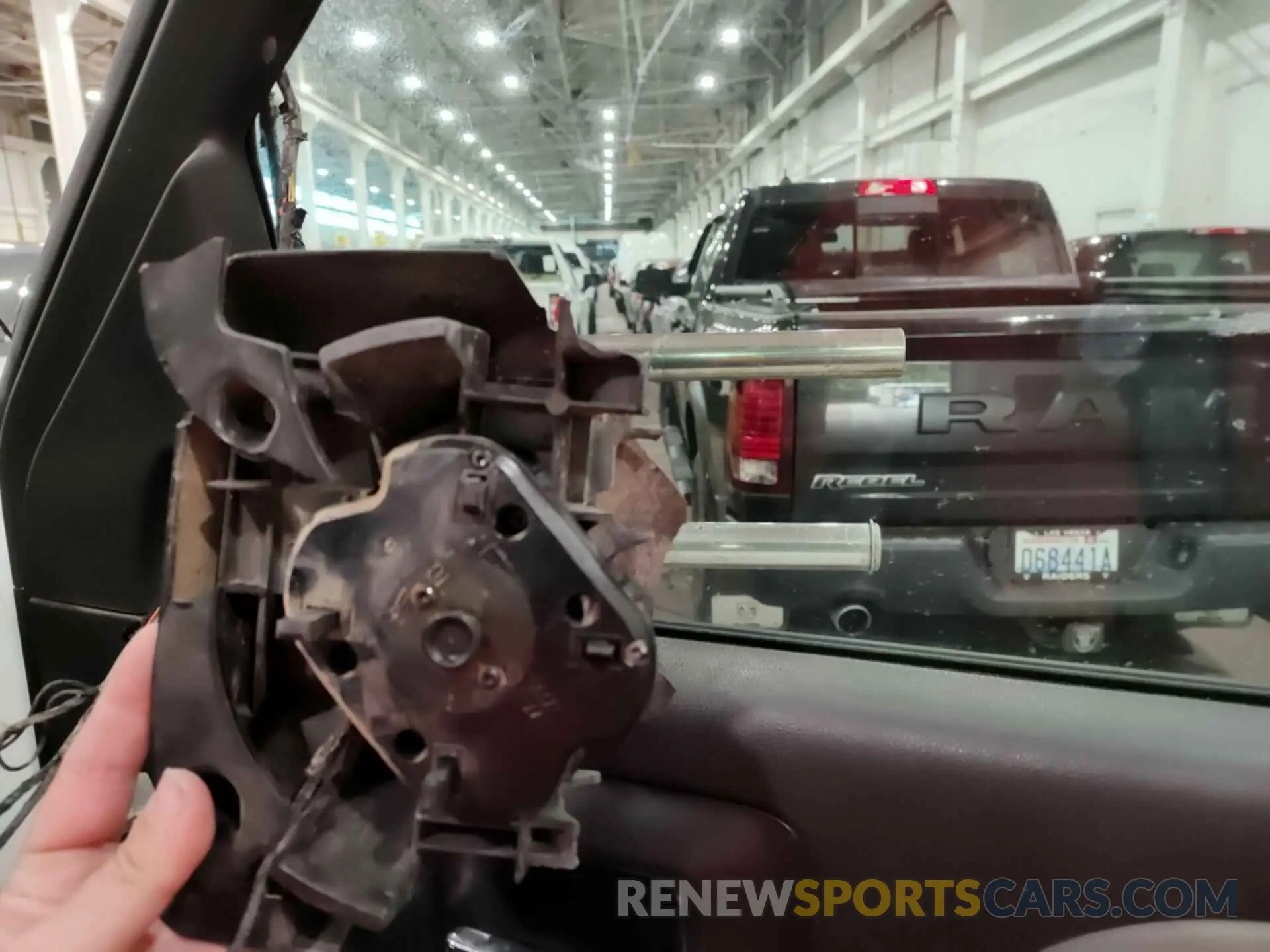 17 fotografías del automóvil dañado 2GB2KREG8K1182653 CHEVROLET SILVERADO 2500HD 2019