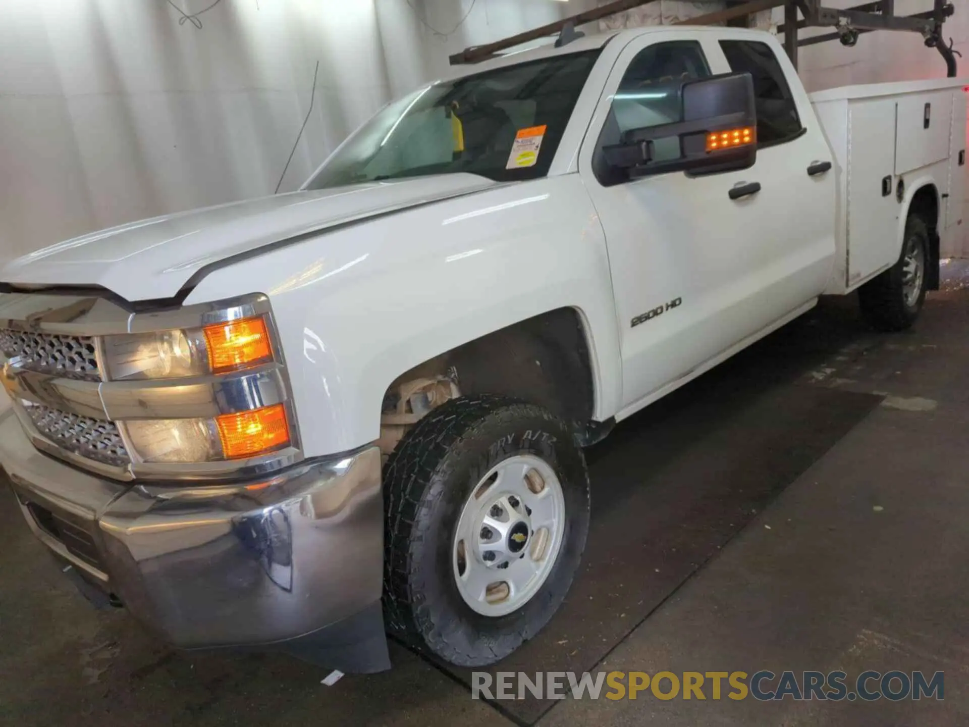6 fotografías del automóvil dañado 2GB2KREG8K1182653 CHEVROLET SILVERADO 2500HD 2019
