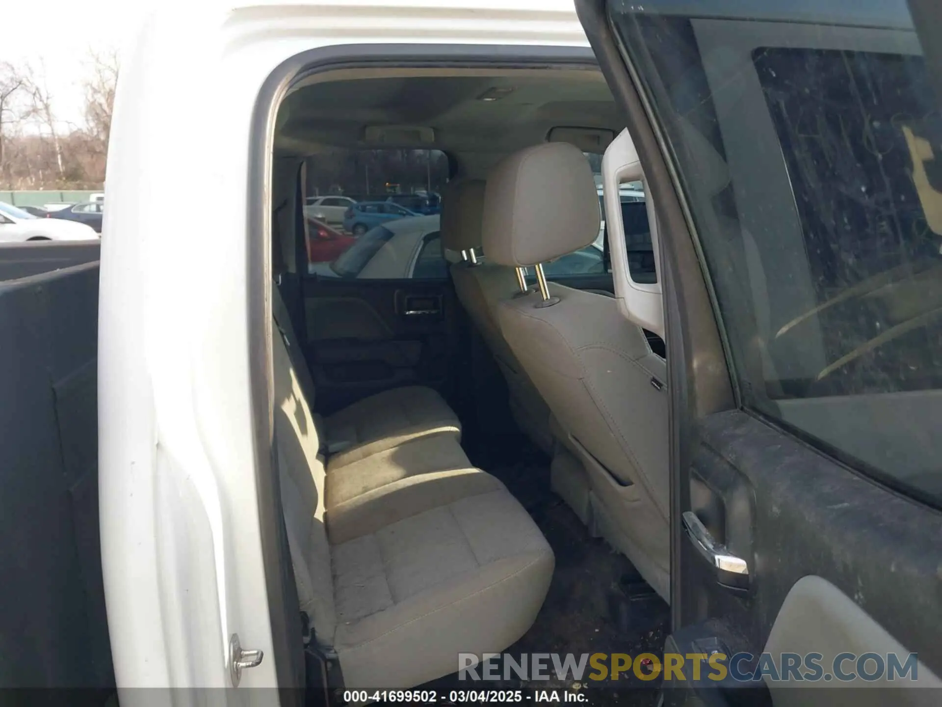 8 fotografías del automóvil dañado 2GB2KREG9K1210959 CHEVROLET SILVERADO 2500HD 2019