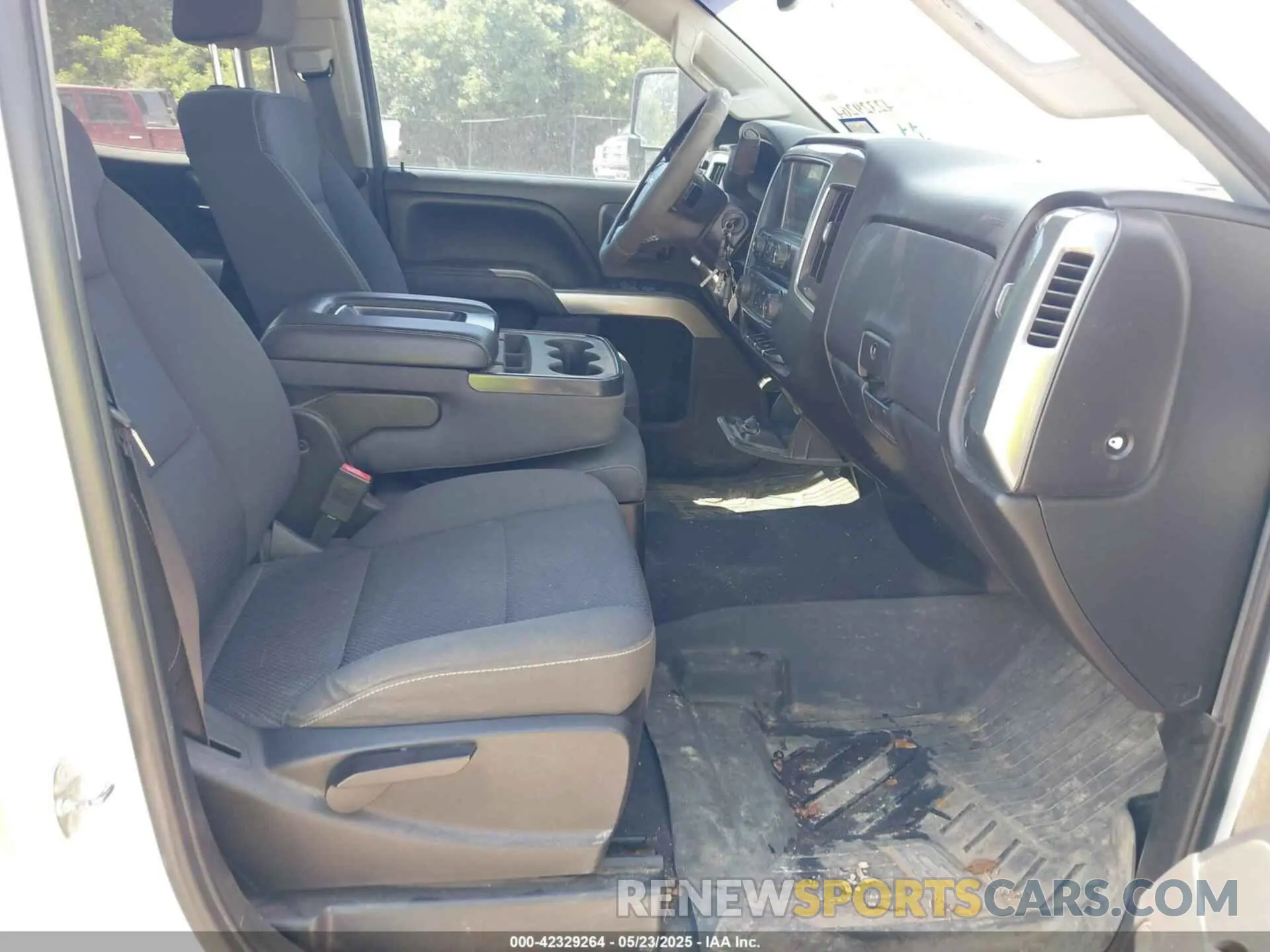 5 fotografías del automóvil dañado 2GB2KSEG1K1188740 CHEVROLET SILVERADO 2500HD 2019