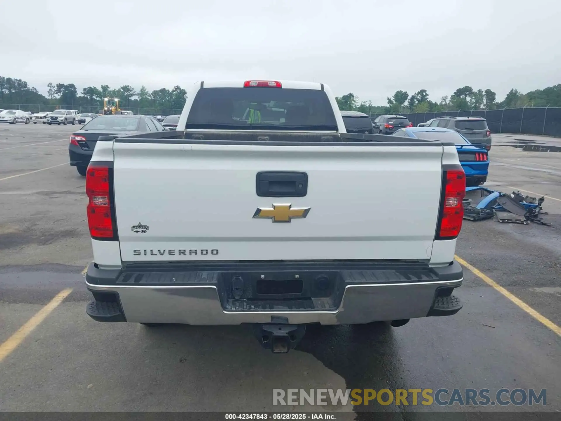 16 fotografías del automóvil dañado 2GC2CREG3K1153442 CHEVROLET SILVERADO 2500HD 2019