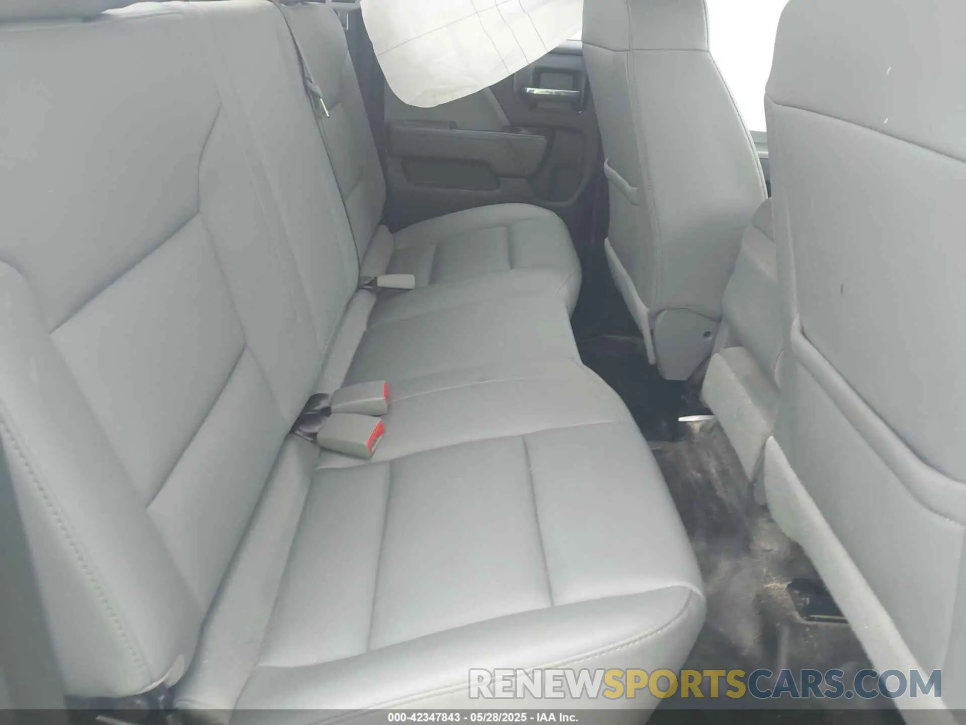 8 fotografías del automóvil dañado 2GC2CREG3K1153442 CHEVROLET SILVERADO 2500HD 2019