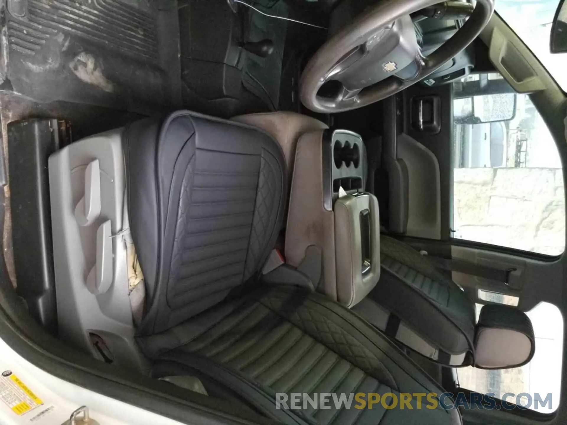 8 fotografías del automóvil dañado 2GC2KREG2K1116403 CHEVROLET SILVERADO 2500HD 2019