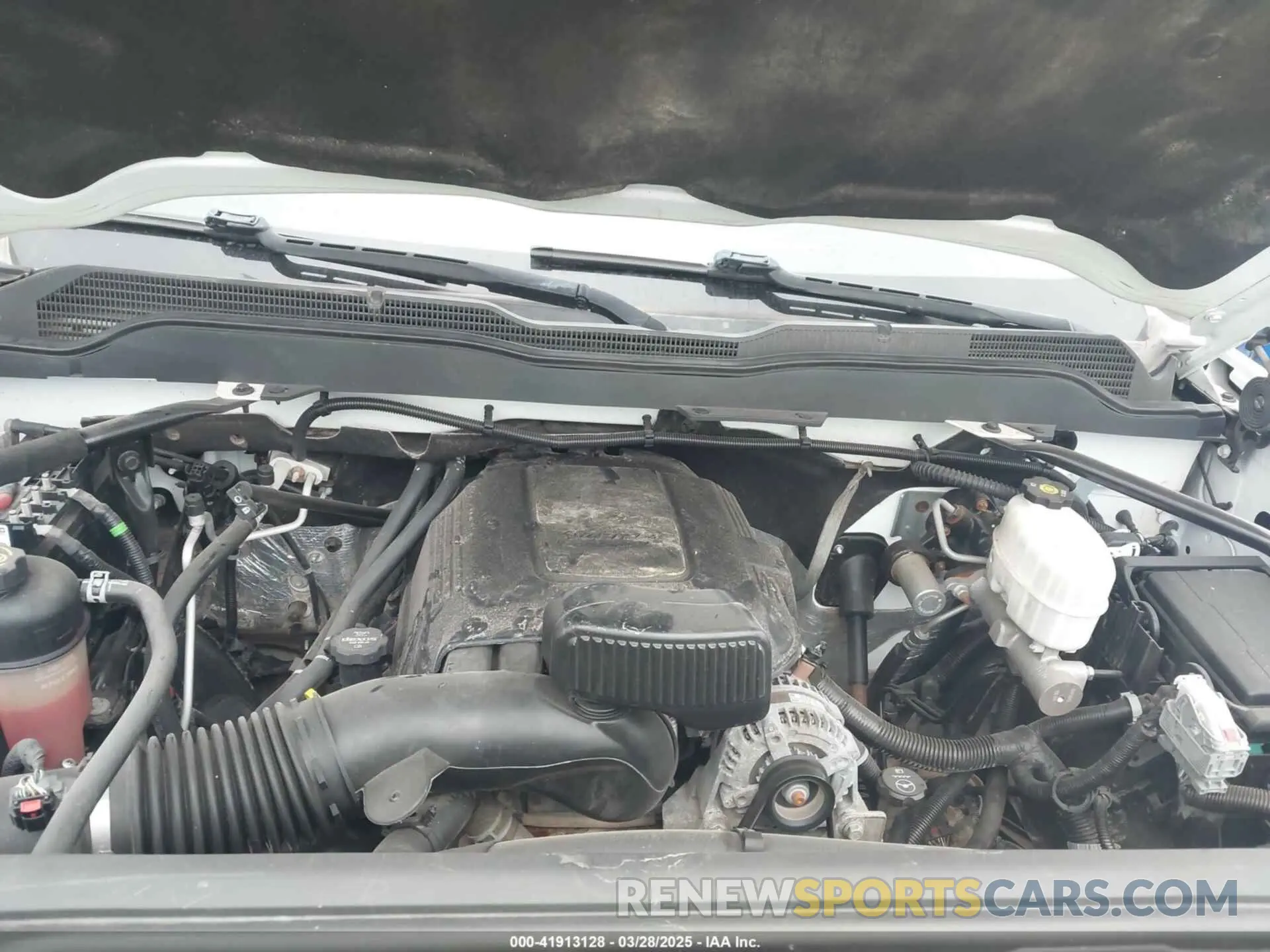 10 fotografías del automóvil dañado 2GC2KREG3K1117236 CHEVROLET SILVERADO 2500HD 2019