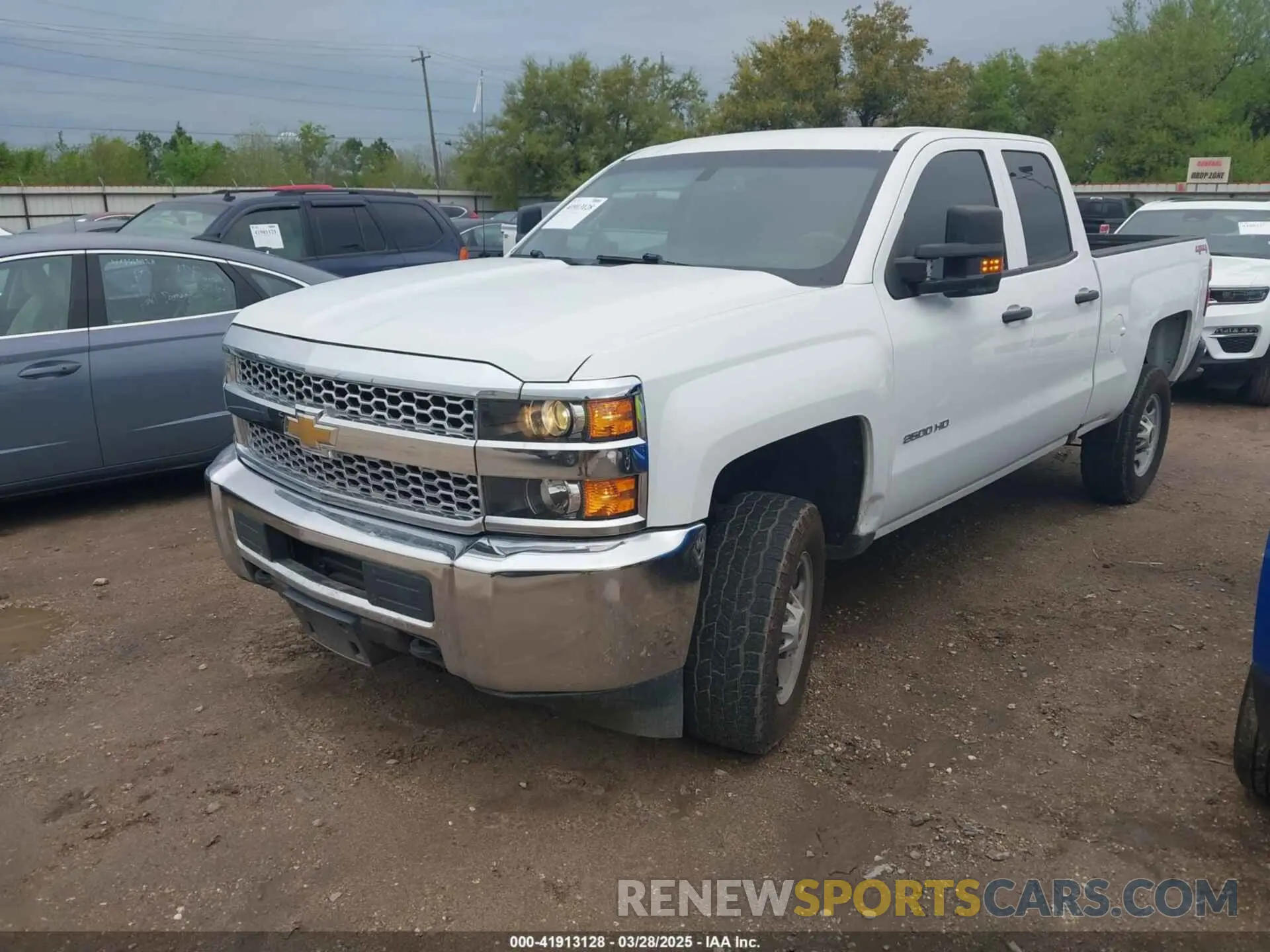 2 fotografías del automóvil dañado 2GC2KREG3K1117236 CHEVROLET SILVERADO 2500HD 2019