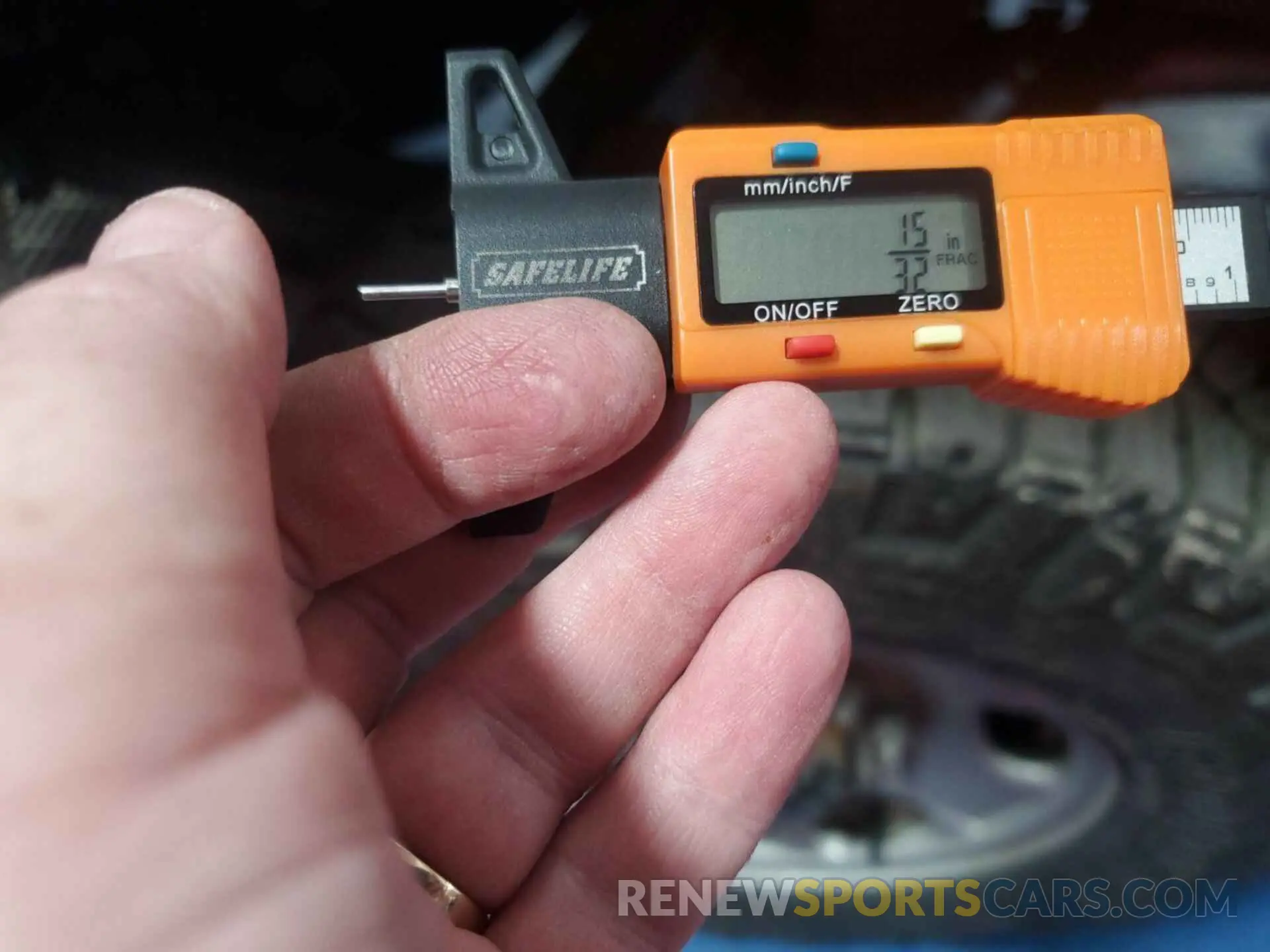 11 fotografías del automóvil dañado 2GC2KREG4K1109856 CHEVROLET SILVERADO 2500HD 2019