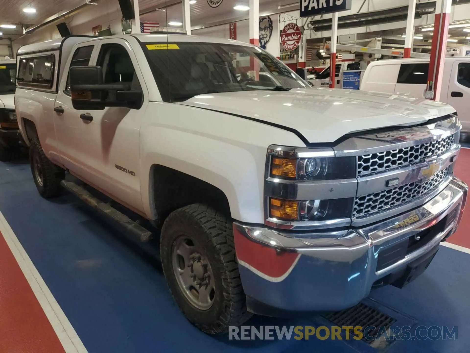 2 fotografías del automóvil dañado 2GC2KREG4K1109856 CHEVROLET SILVERADO 2500HD 2019