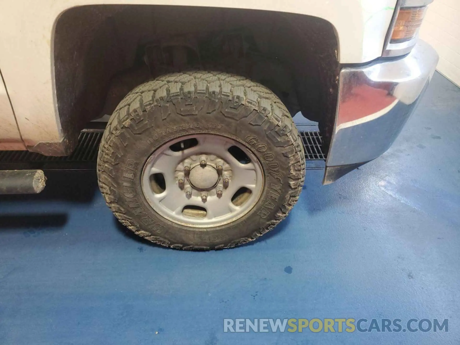 24 fotografías del automóvil dañado 2GC2KREG4K1109856 CHEVROLET SILVERADO 2500HD 2019