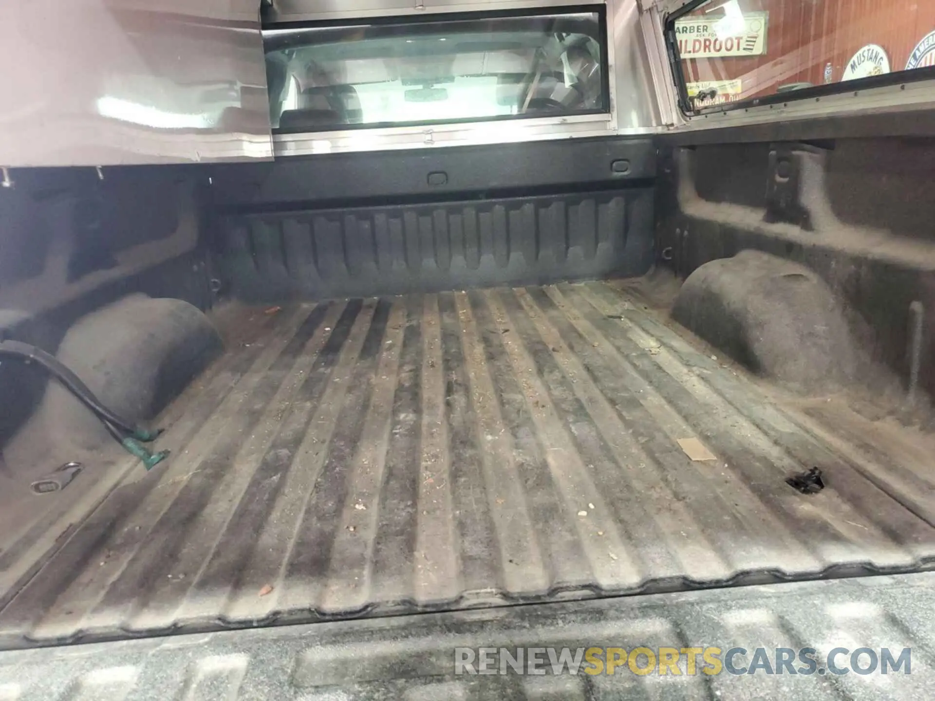 26 fotografías del automóvil dañado 2GC2KREG4K1109856 CHEVROLET SILVERADO 2500HD 2019