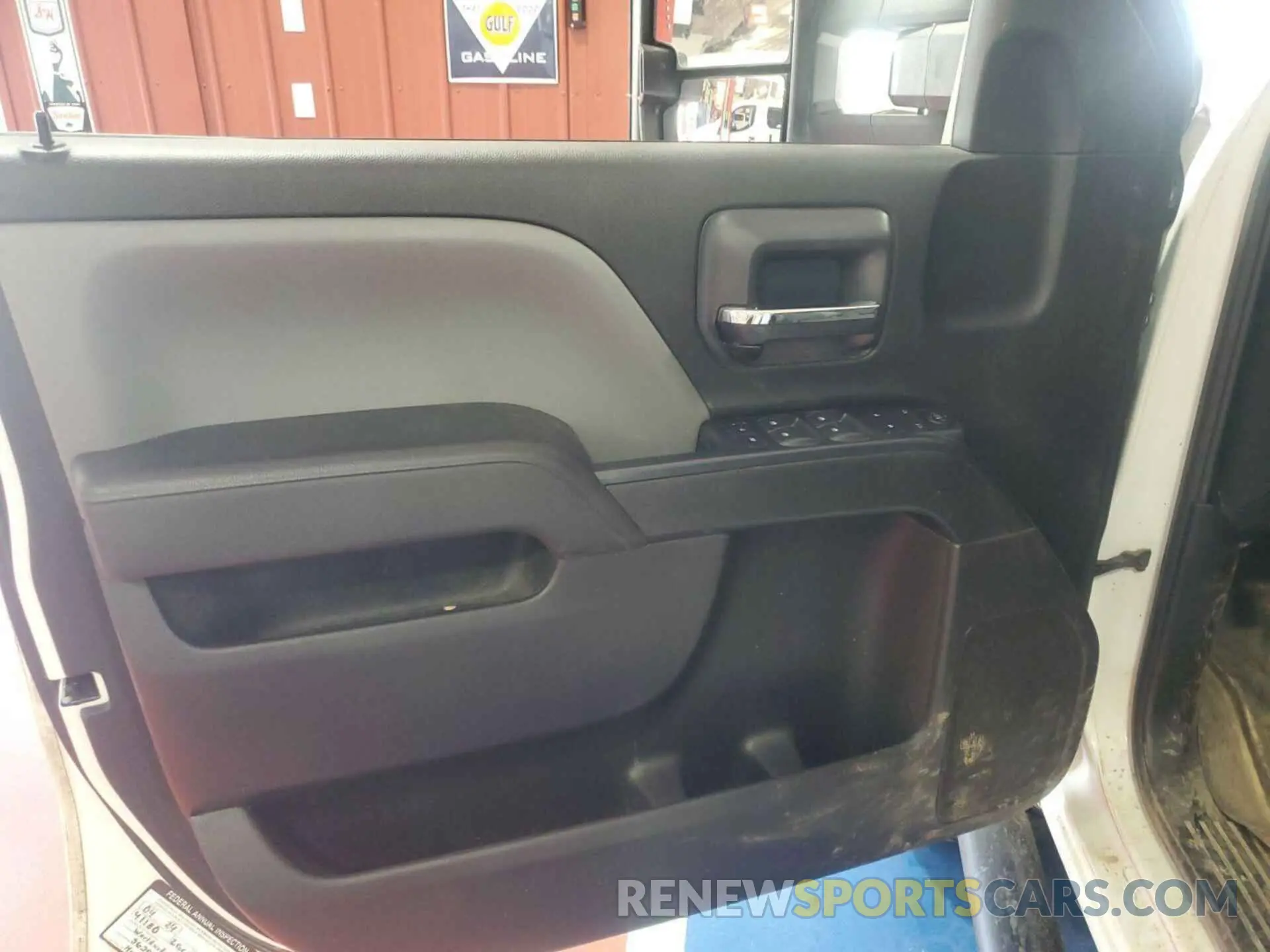 35 fotografías del automóvil dañado 2GC2KREG4K1109856 CHEVROLET SILVERADO 2500HD 2019