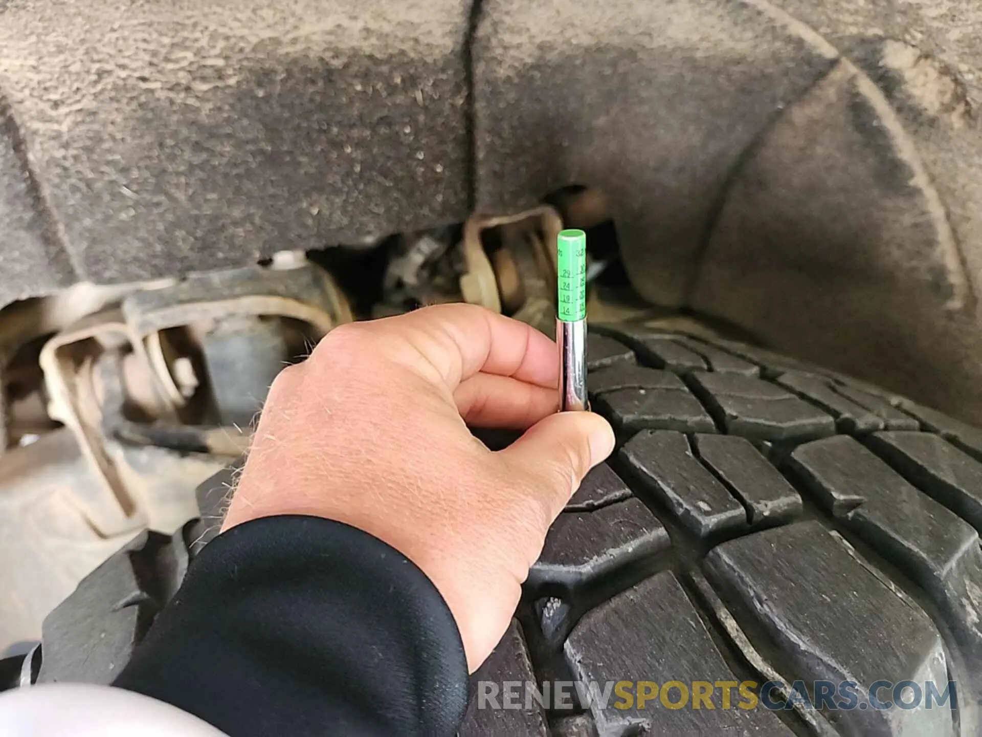 12 fotografías del automóvil dañado 2GC2KREG8K1239865 CHEVROLET SILVERADO 2500HD 2019