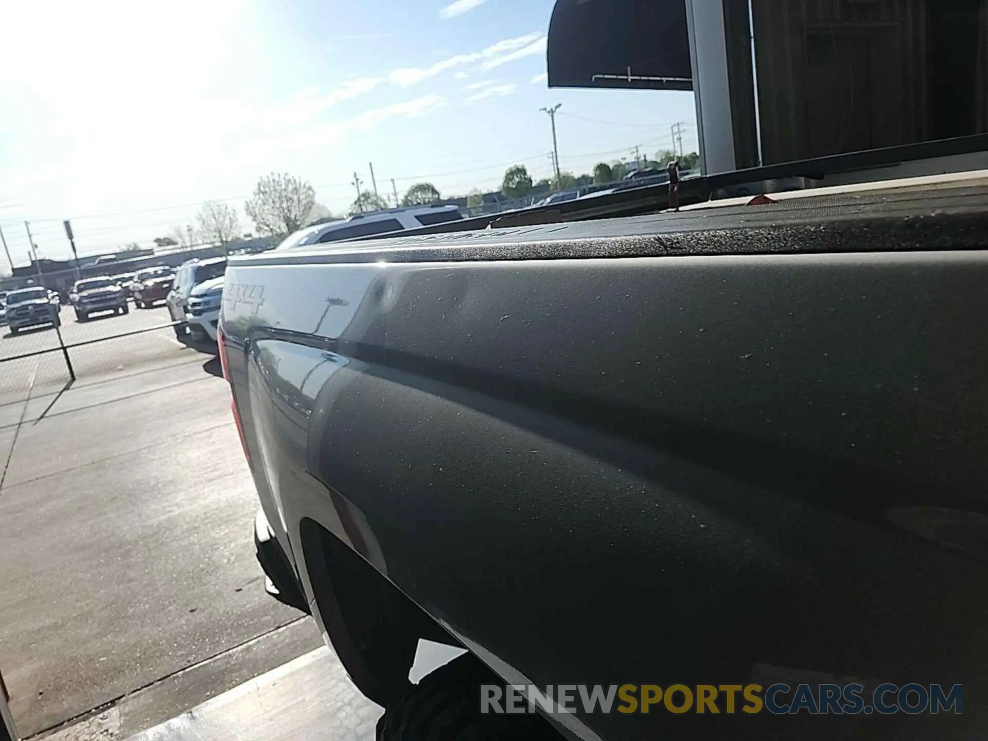 3 fotografías del automóvil dañado 2GC2KREG8K1239865 CHEVROLET SILVERADO 2500HD 2019