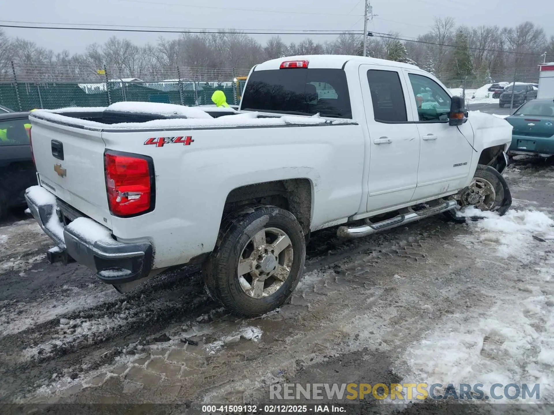 4 fotografías del automóvil dañado 2GC2KSEG6K1169239 CHEVROLET SILVERADO 2500HD 2019