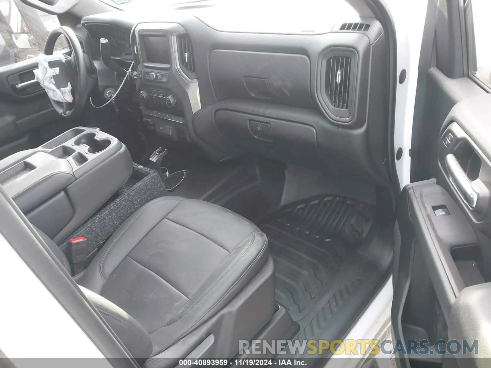 5 fotografías del automóvil dañado 1GC1YLEY3LF274761 CHEVROLET SILVERADO 2500HD 2020