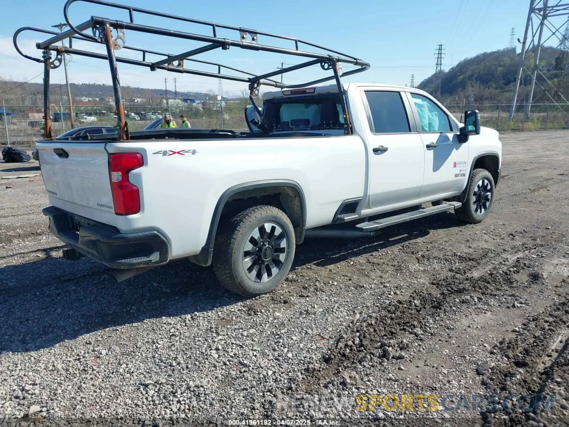 4 fotografías del automóvil dañado 1GC4YME77LF180487 CHEVROLET SILVERADO 2500HD 2020