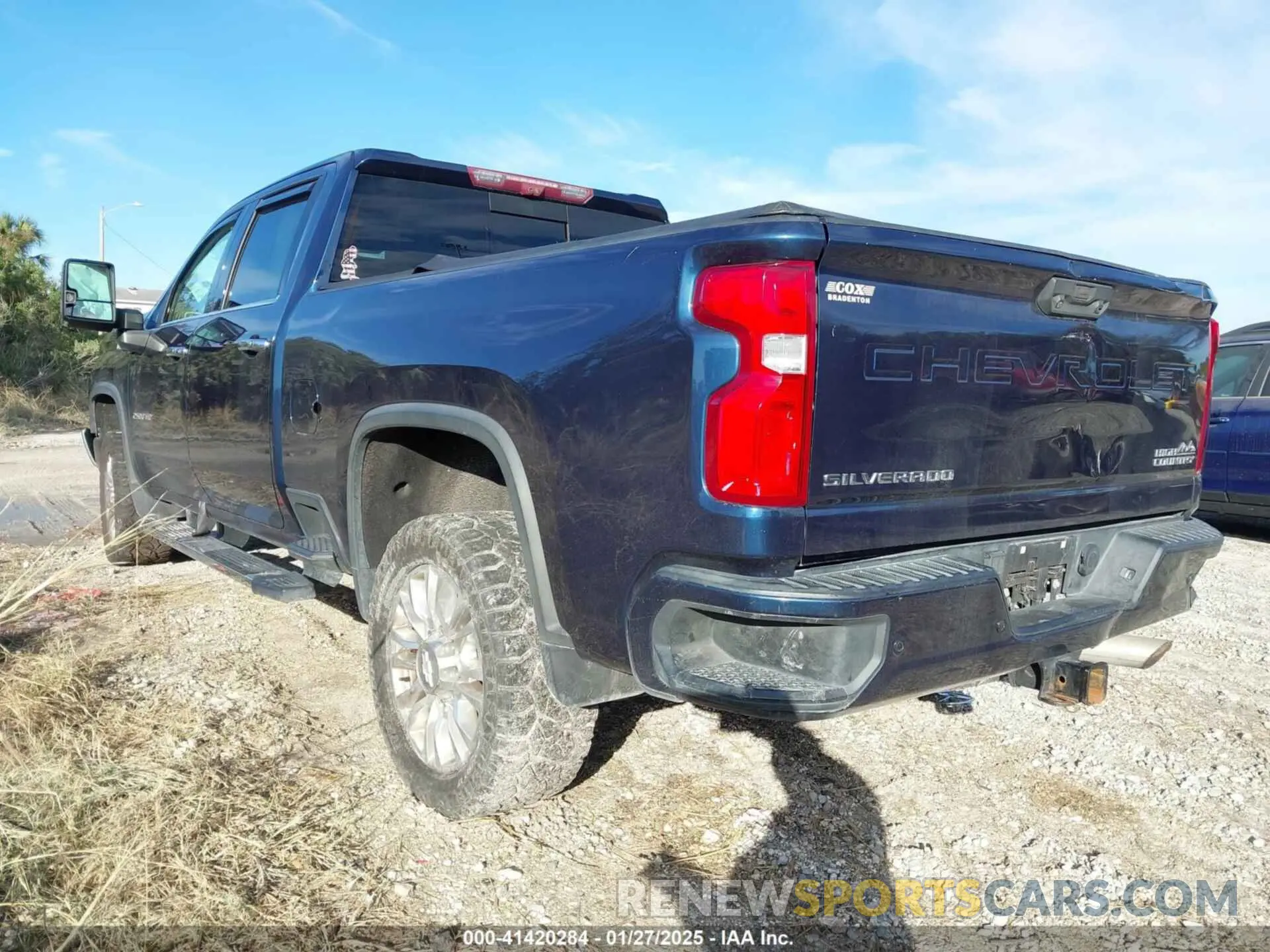 3 fotografías del automóvil dañado 1GC4YRE74LF125492 CHEVROLET SILVERADO 2500HD 2020