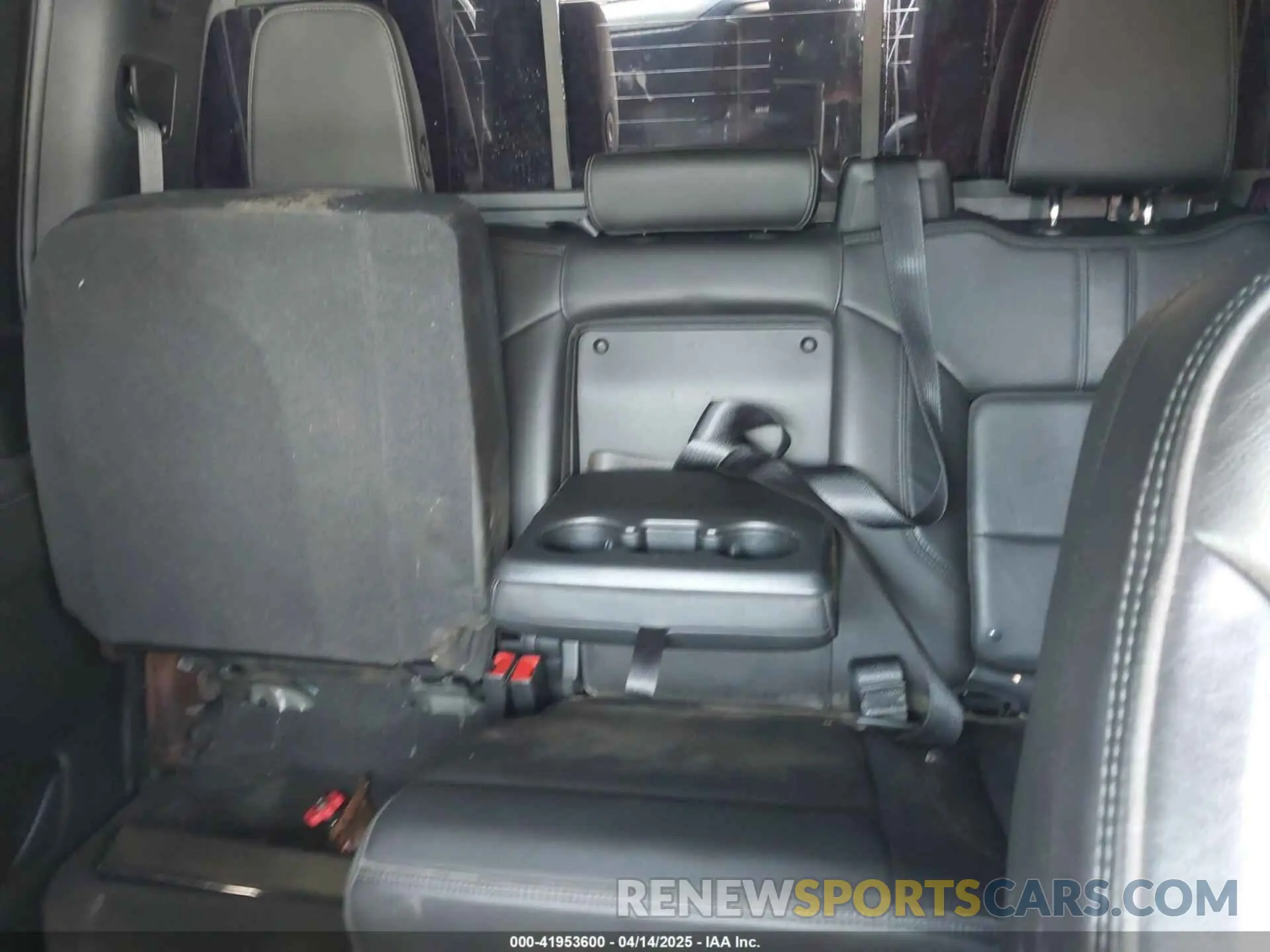 6 fotografías del automóvil dañado 1GC4YREY1LF103359 CHEVROLET SILVERADO 2500HD 2020