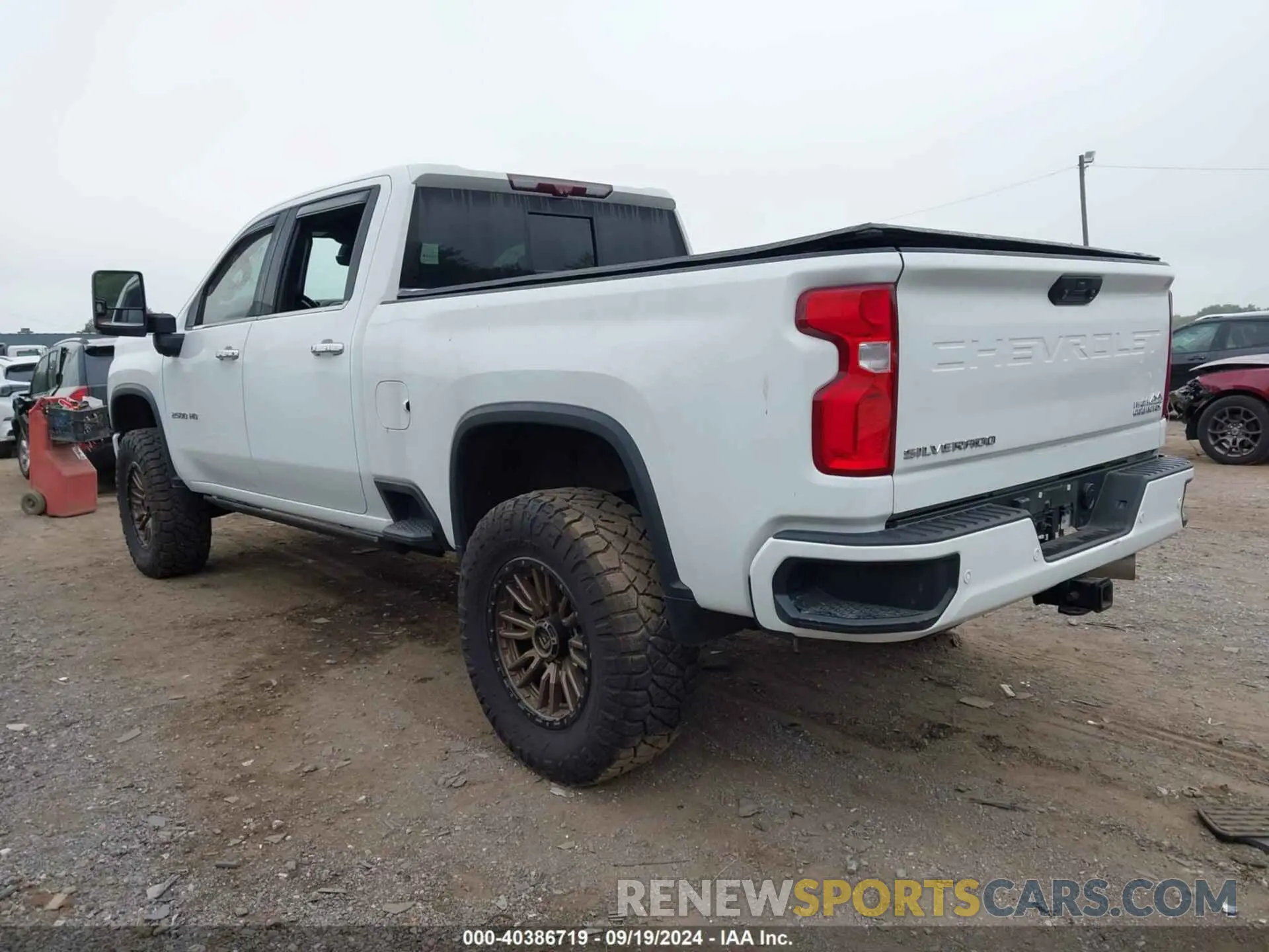 3 fotografías del automóvil dañado 1GC4YREY4LF020847 CHEVROLET SILVERADO 2500HD 2020