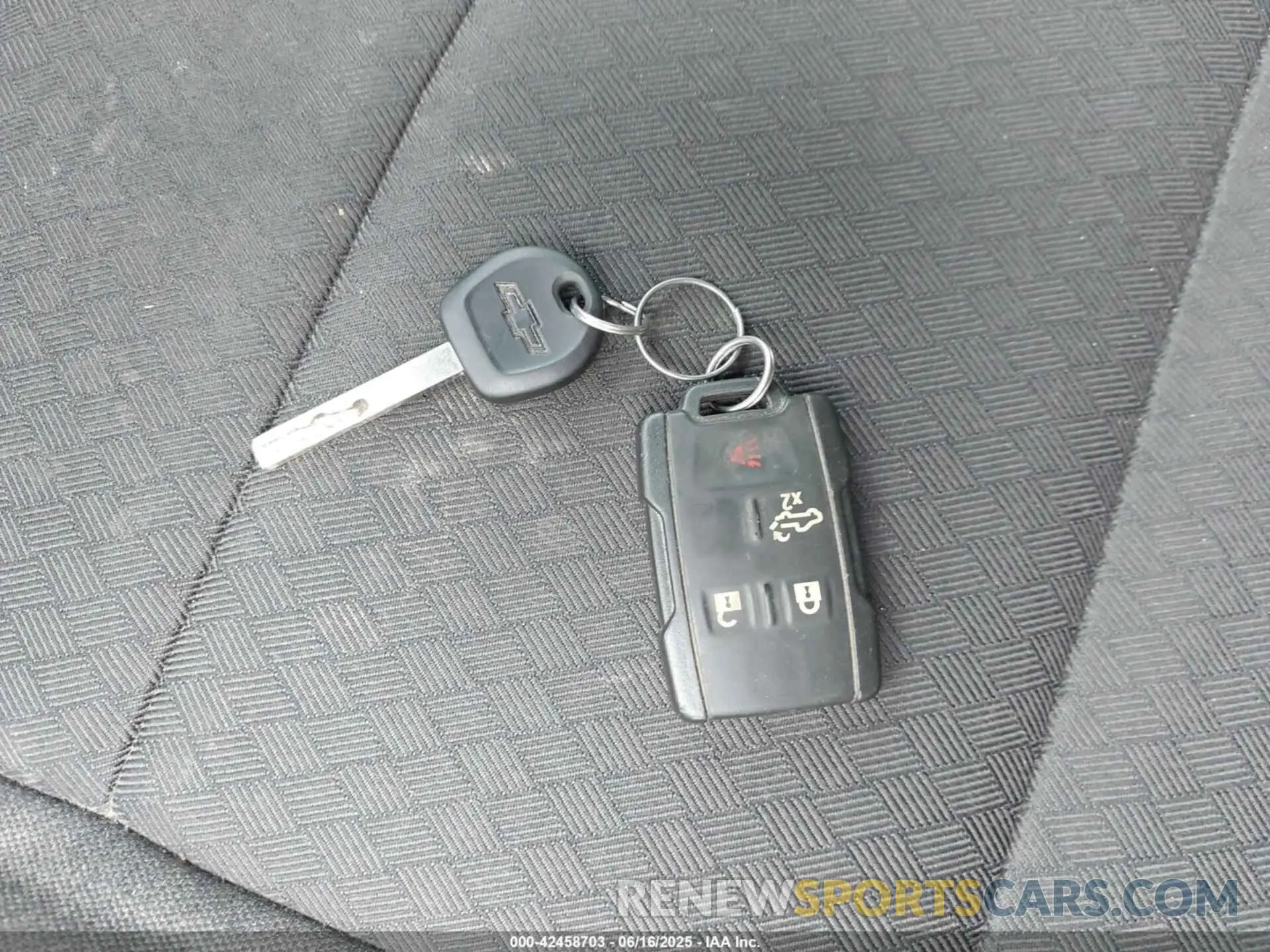 11 fotografías del automóvil dañado 1GC1YNE73MF297641 CHEVROLET SILVERADO 2500HD 2021