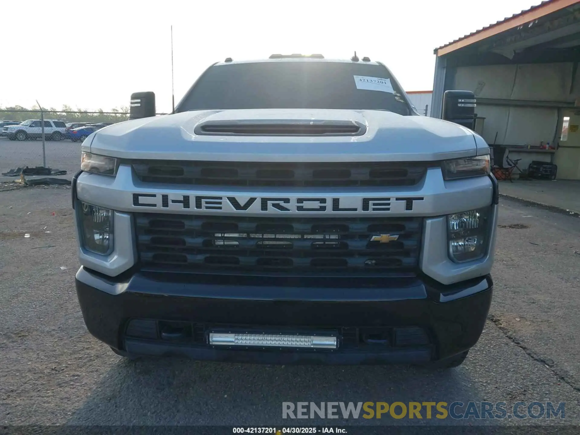 12 fotografías del automóvil dañado 1GC4WME70MF305286 CHEVROLET SILVERADO 2500HD 2021