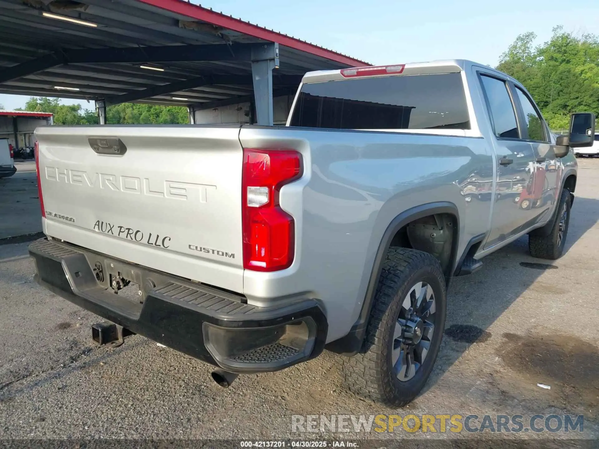 4 fotografías del automóvil dañado 1GC4WME70MF305286 CHEVROLET SILVERADO 2500HD 2021