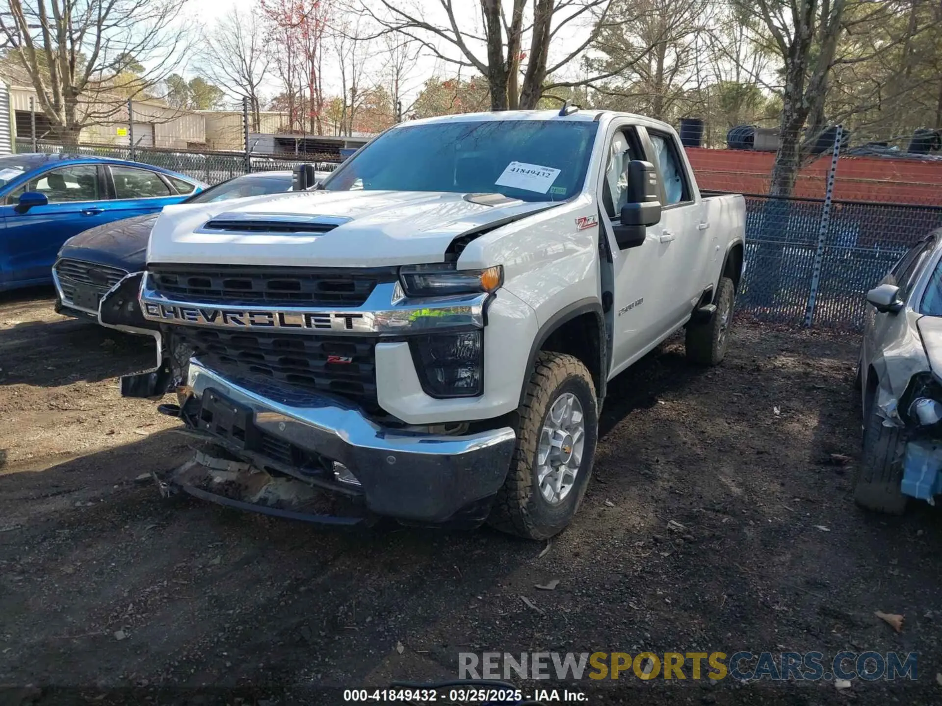 2 fotografías del automóvil dañado 1GC4YNE77MF226245 CHEVROLET SILVERADO 2500HD 2021