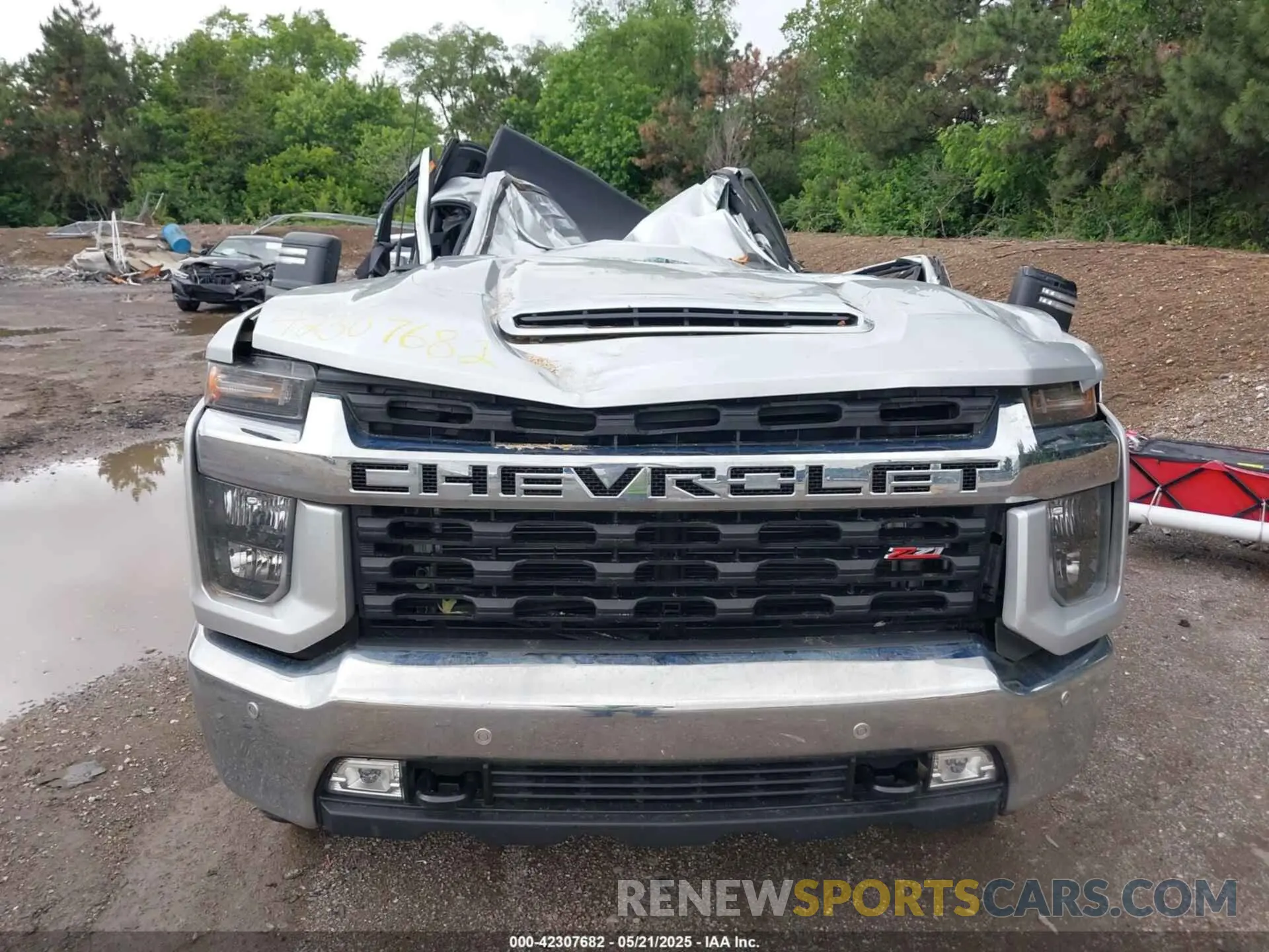 12 fotografías del automóvil dañado 1GC4YNEY8MF218924 CHEVROLET SILVERADO 2500HD 2021