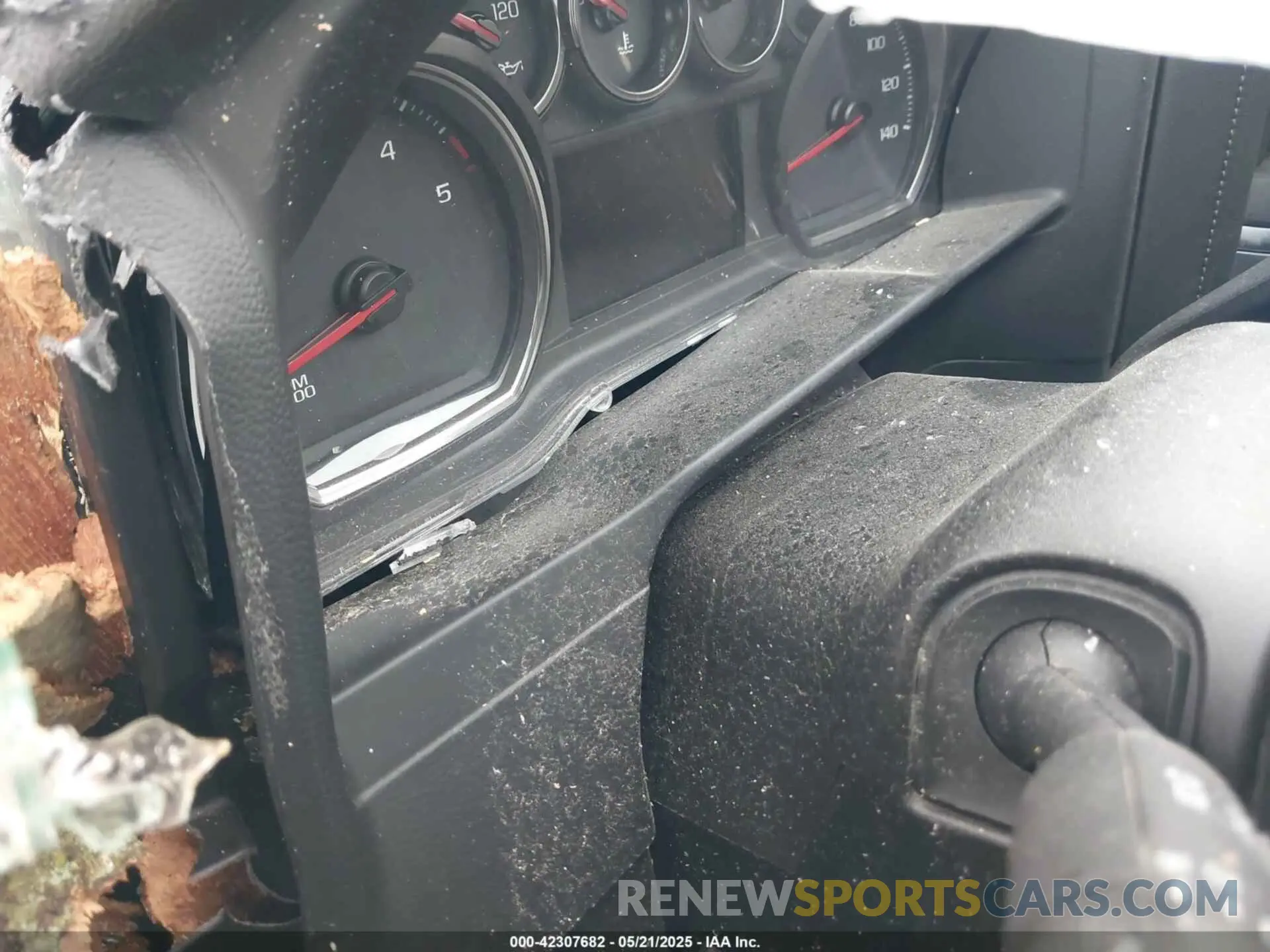 5 fotografías del automóvil dañado 1GC4YNEY8MF218924 CHEVROLET SILVERADO 2500HD 2021