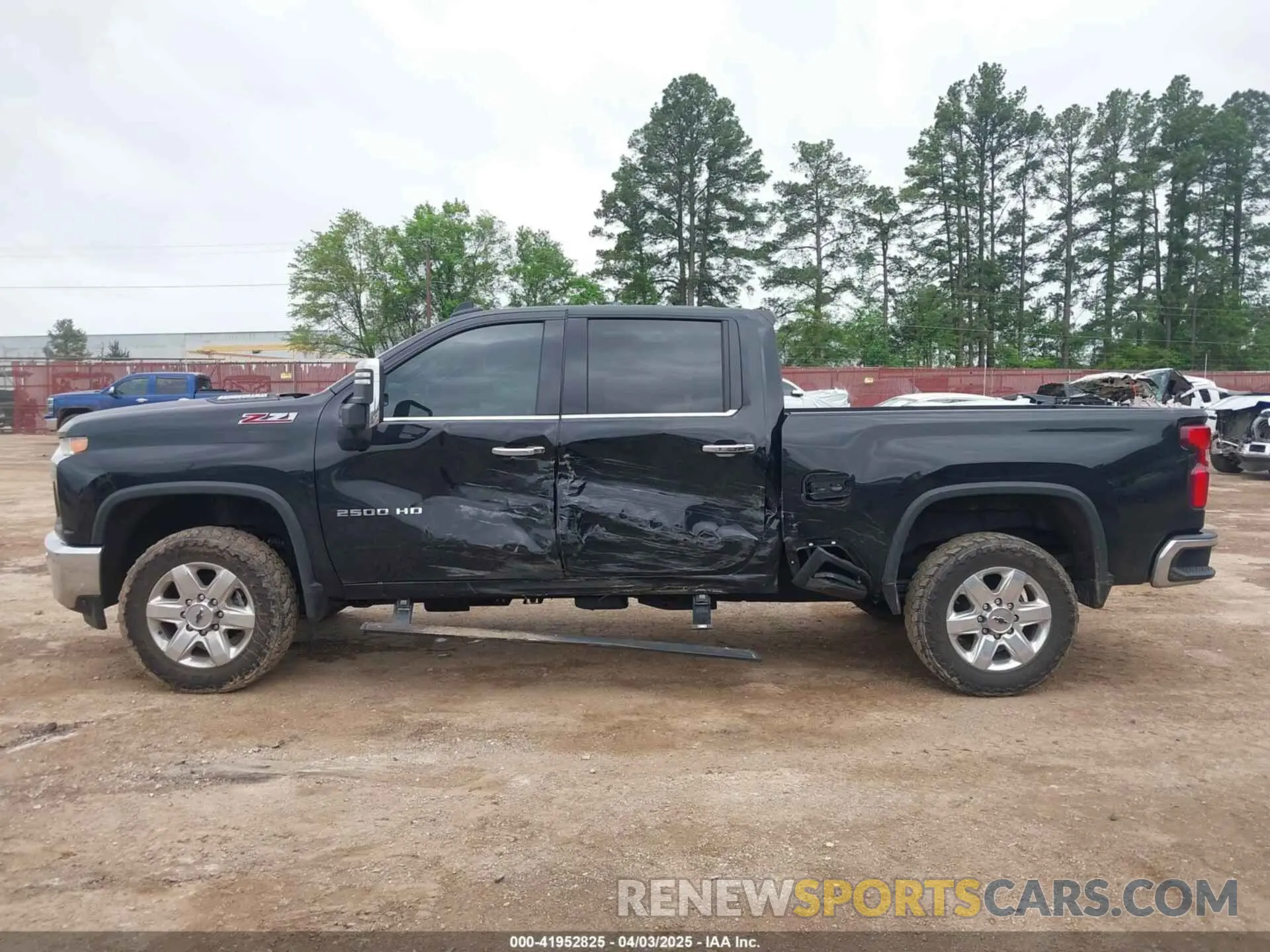 14 fotografías del automóvil dañado 1GC4YPEY0MF106694 CHEVROLET SILVERADO 2500HD 2021