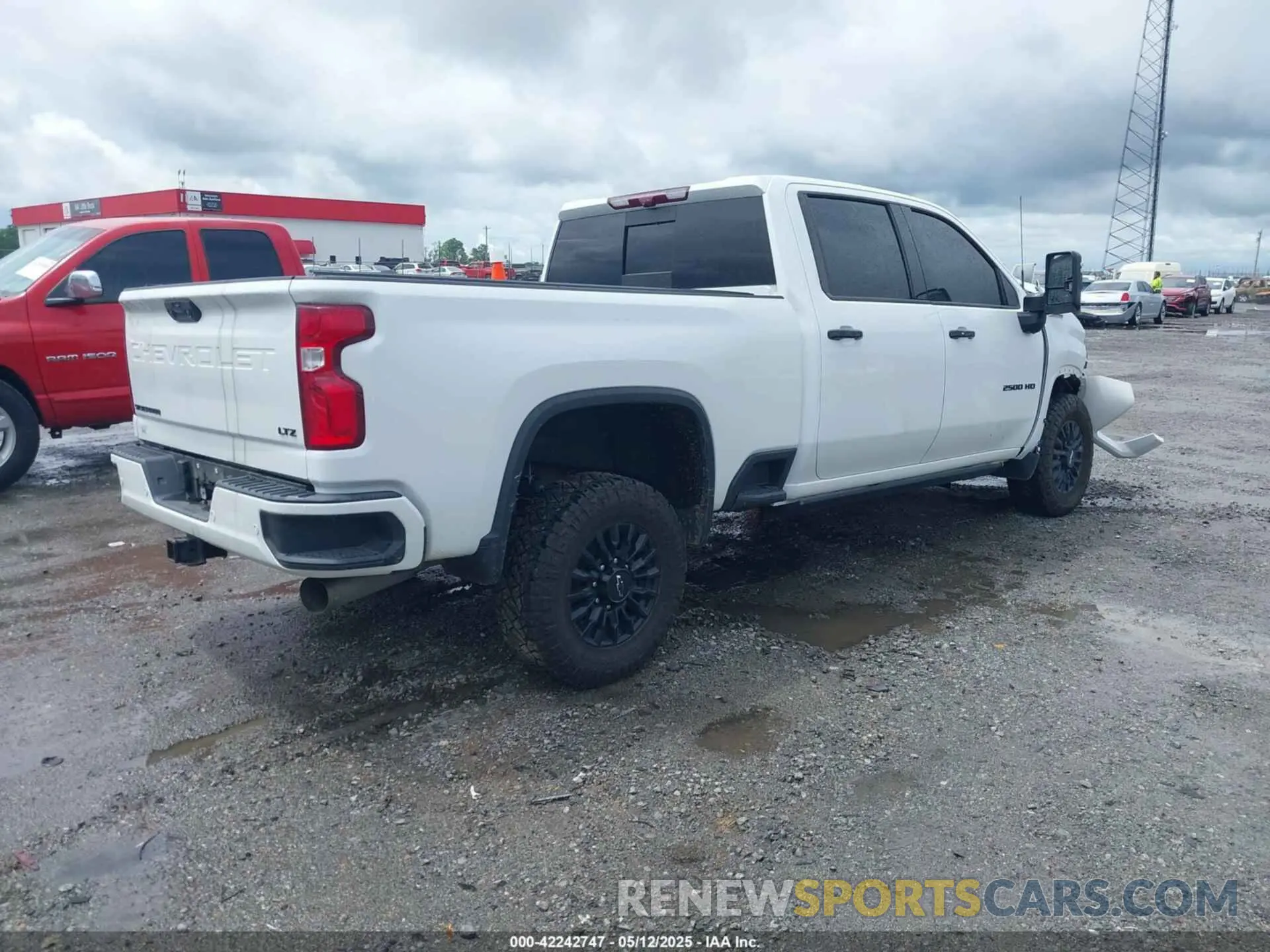 4 fotografías del automóvil dañado 1GC4YPEY3MF239790 CHEVROLET SILVERADO 2500HD 2021