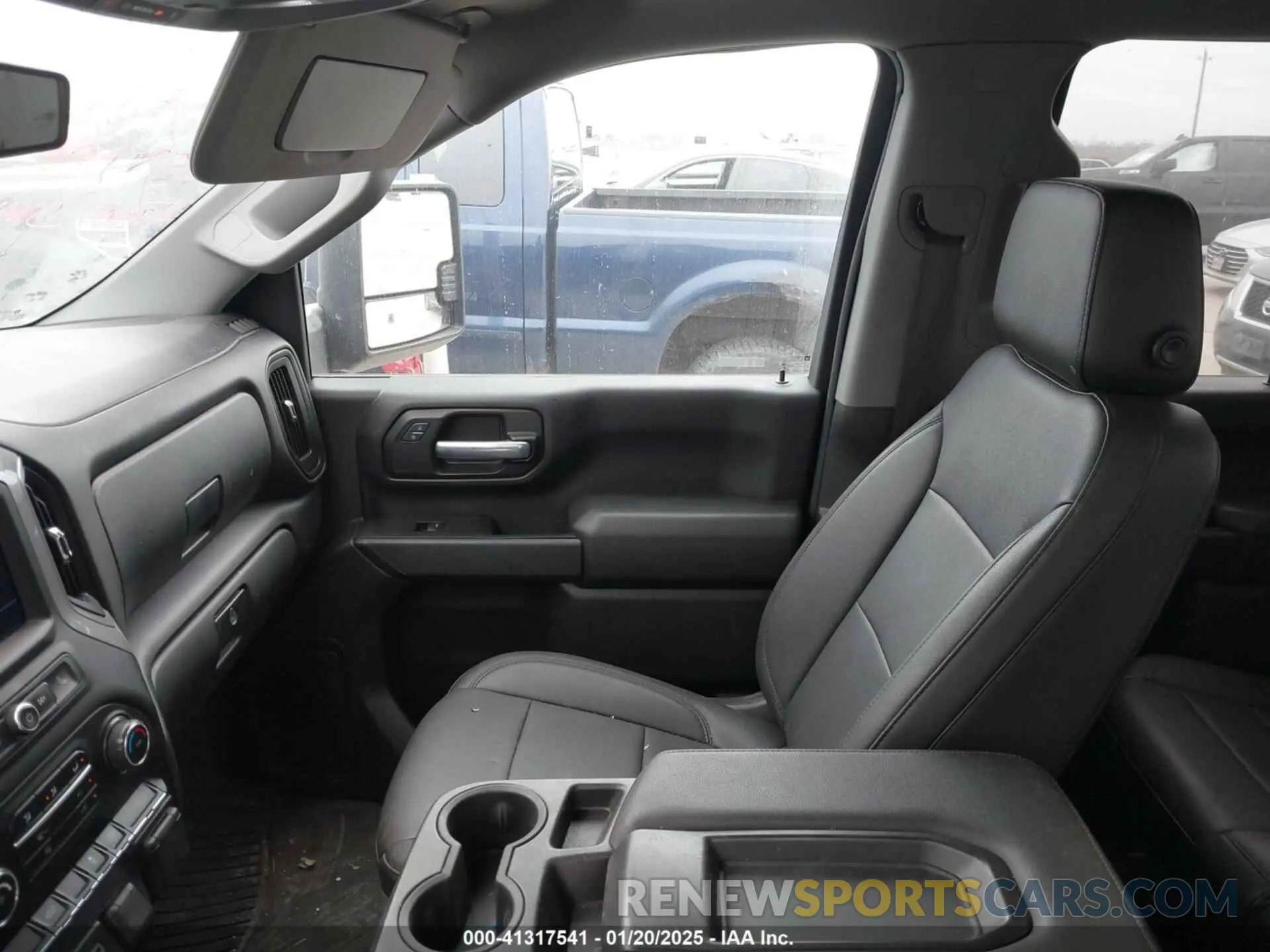 6 fotografías del automóvil dañado 1GC5YLE76MF132656 CHEVROLET SILVERADO 2500HD 2021