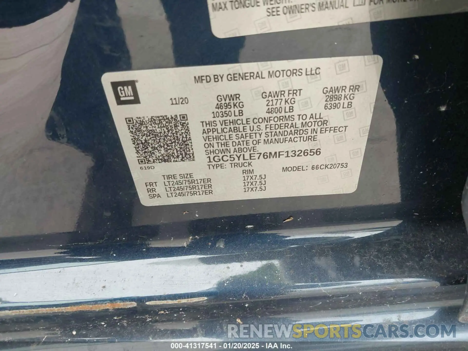 8 fotografías del automóvil dañado 1GC5YLE76MF132656 CHEVROLET SILVERADO 2500HD 2021