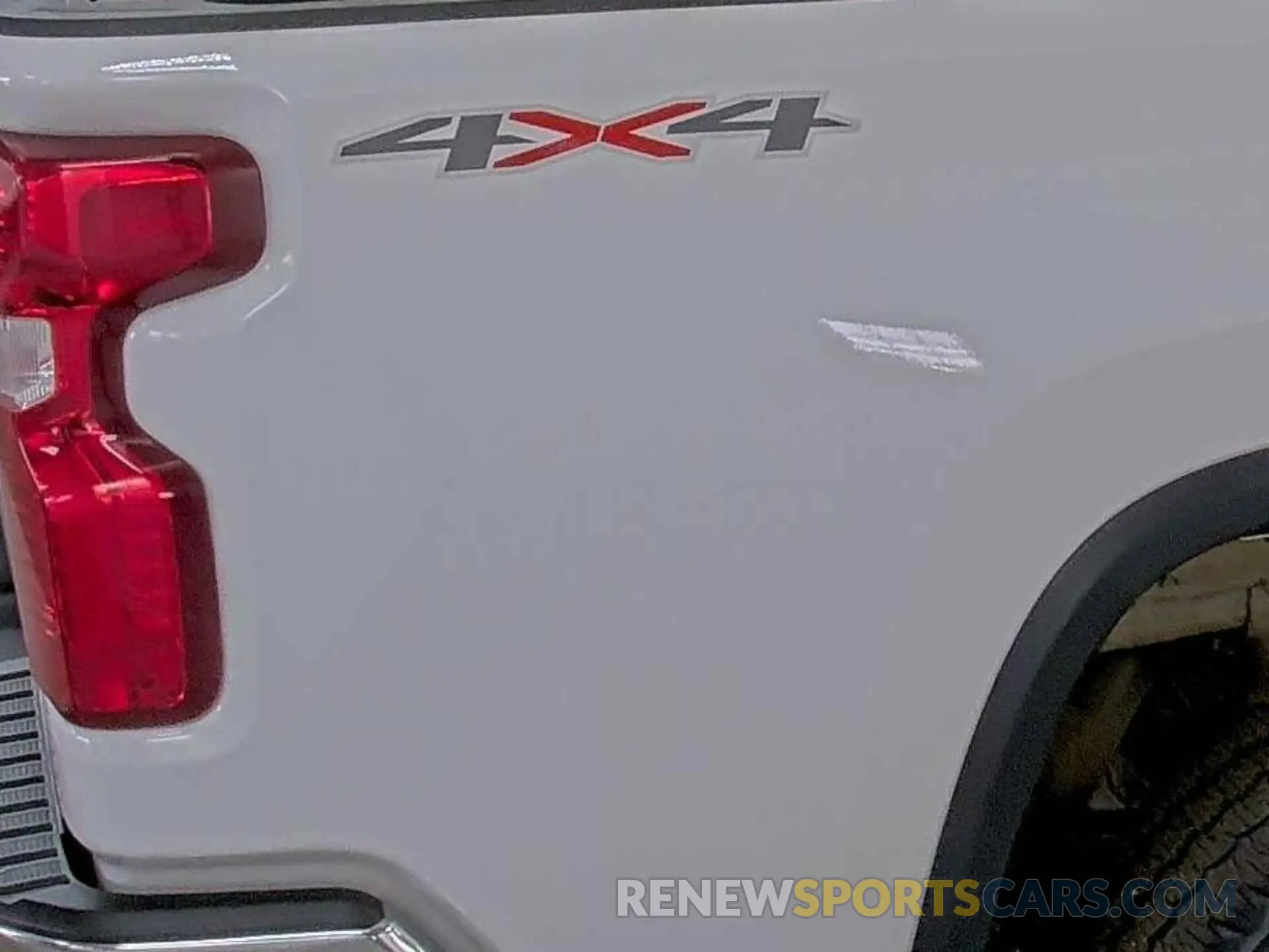 8 fotografías del automóvil dañado 1GC0YLE72NF339055 CHEVROLET SILVERADO 2500HD 2022