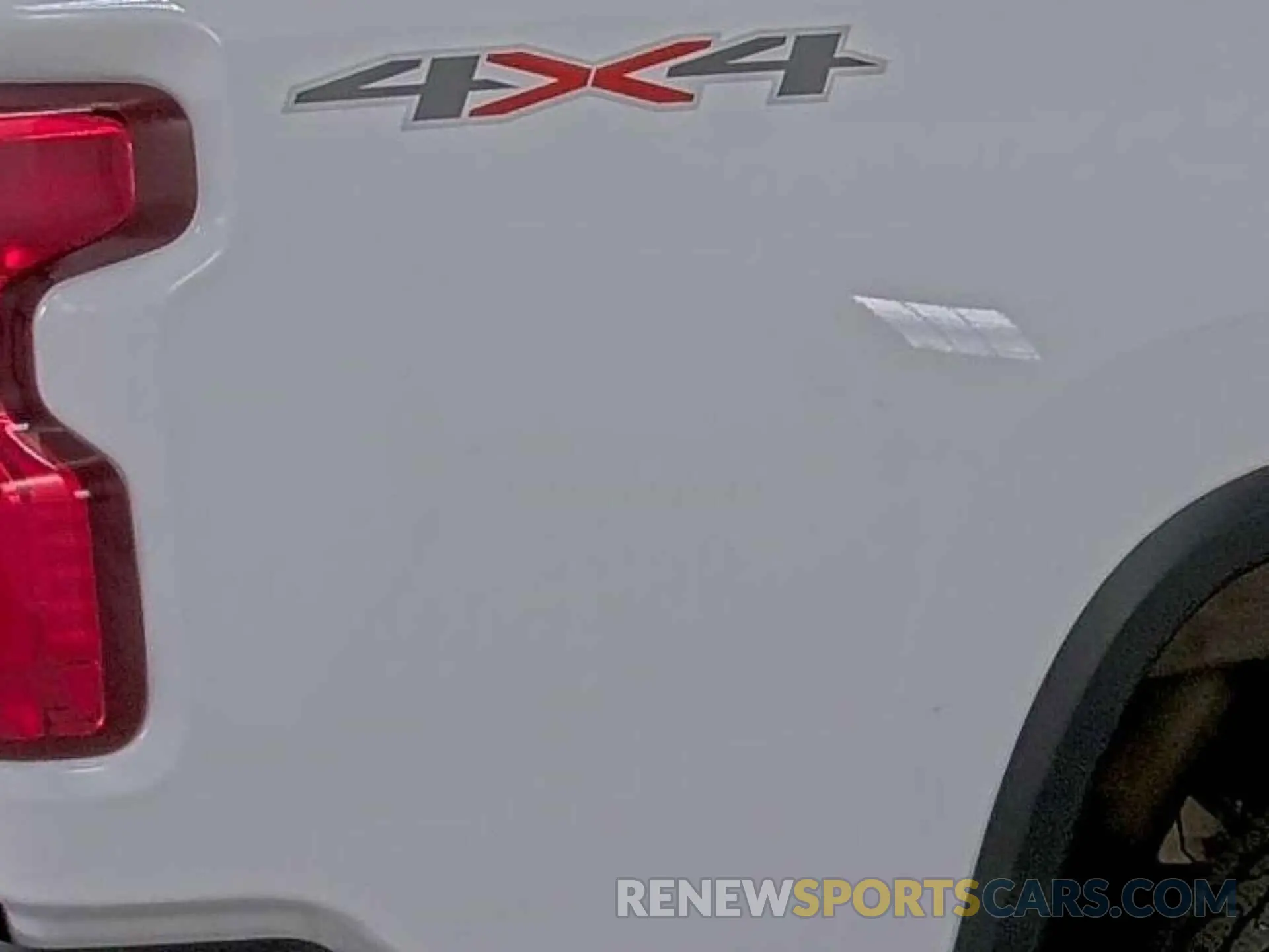 16 fotografías del automóvil dañado 1GC0YLE72NF348144 CHEVROLET SILVERADO 2500HD 2022