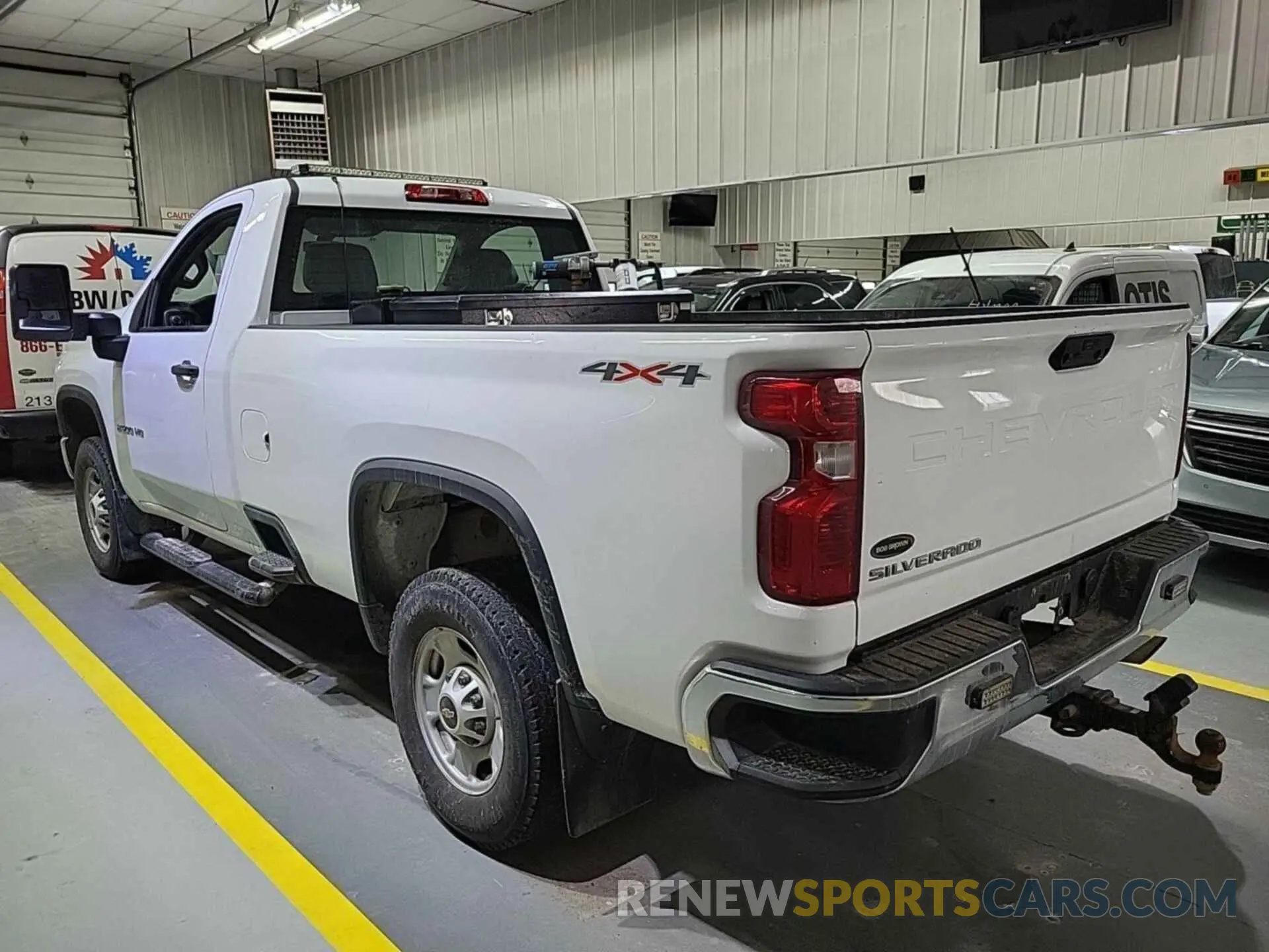 17 fotografías del automóvil dañado 1GC0YLE73NF347598 CHEVROLET SILVERADO 2500HD 2022