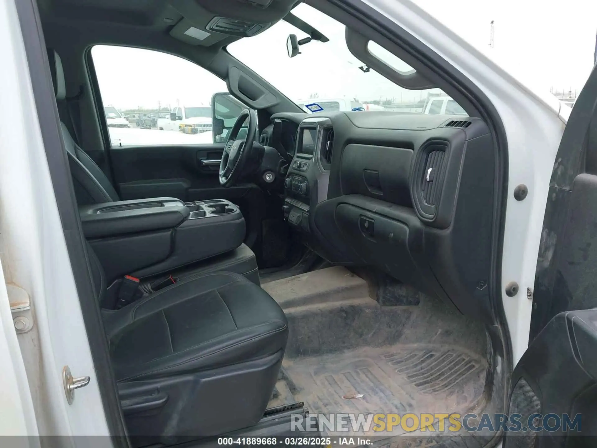 5 fotografías del automóvil dañado 1GC1YLEY7NF207177 CHEVROLET SILVERADO 2500HD 2022