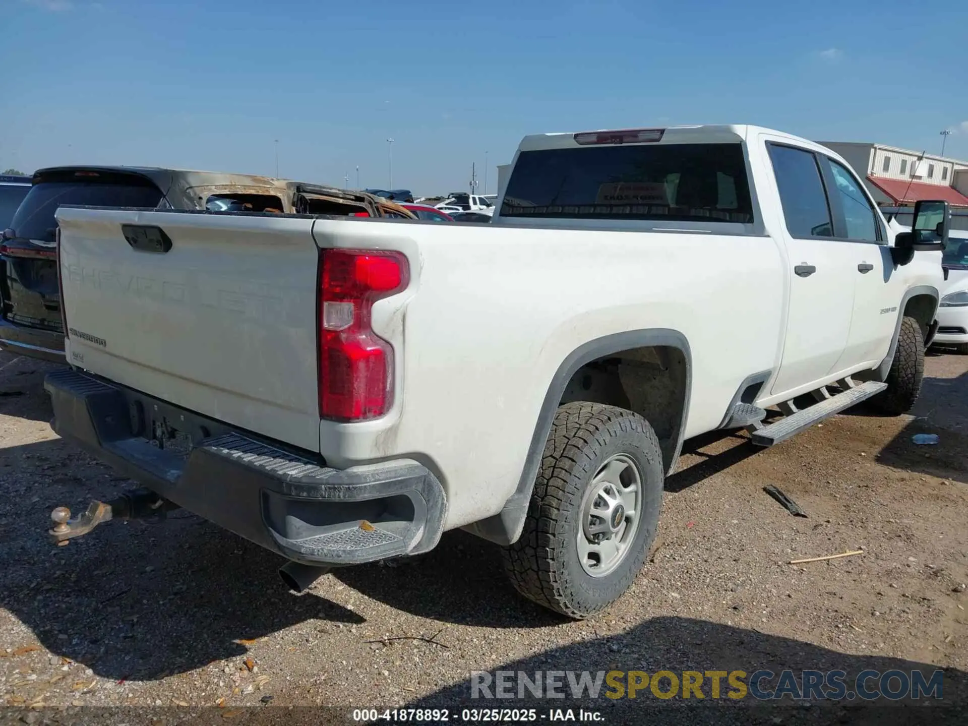 4 fotografías del automóvil dañado 1GC4YLE76NF359875 CHEVROLET SILVERADO 2500HD 2022