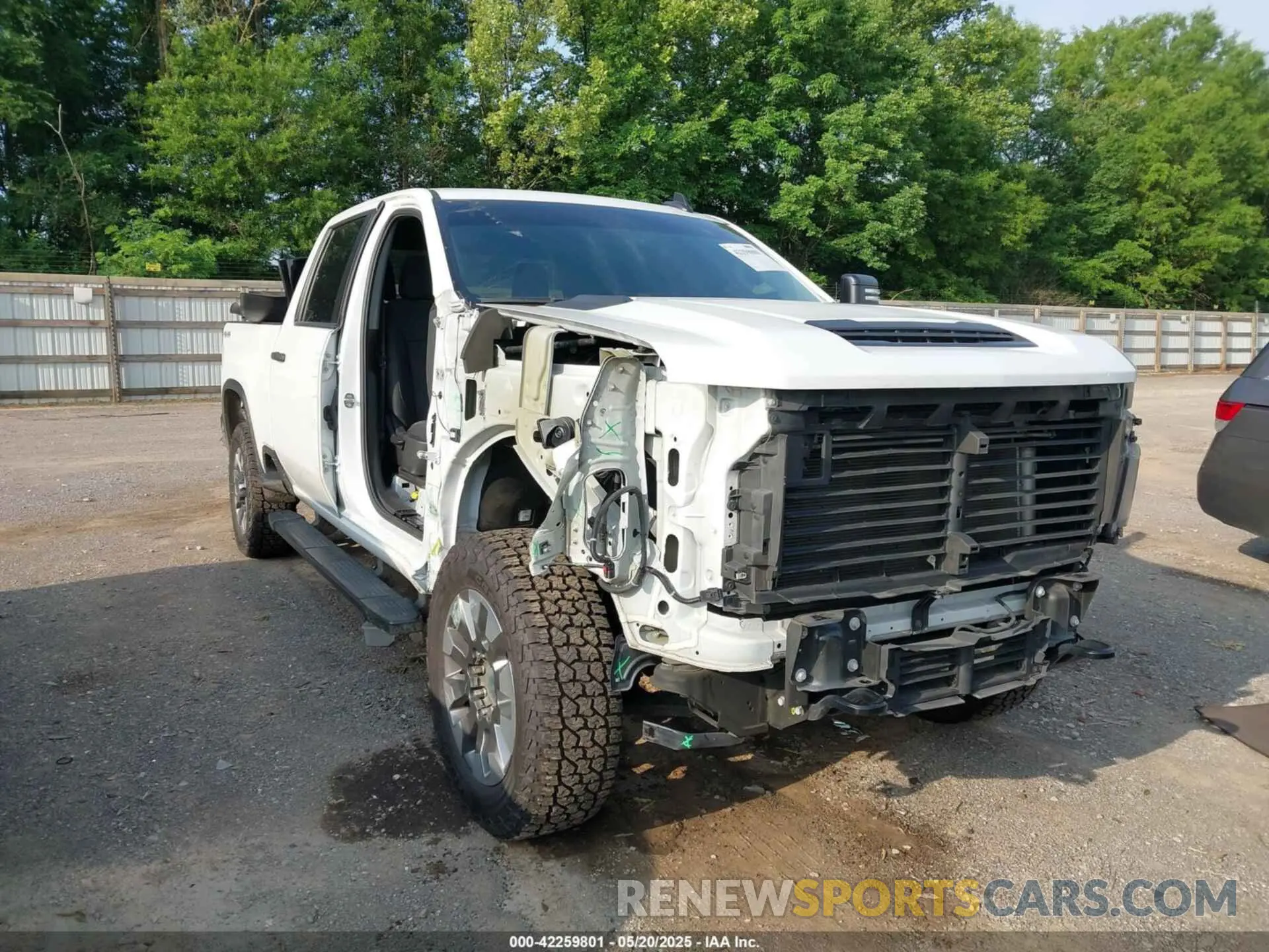11 fotografías del automóvil dañado 1GC4YME73NF115669 CHEVROLET SILVERADO 2500HD 2022