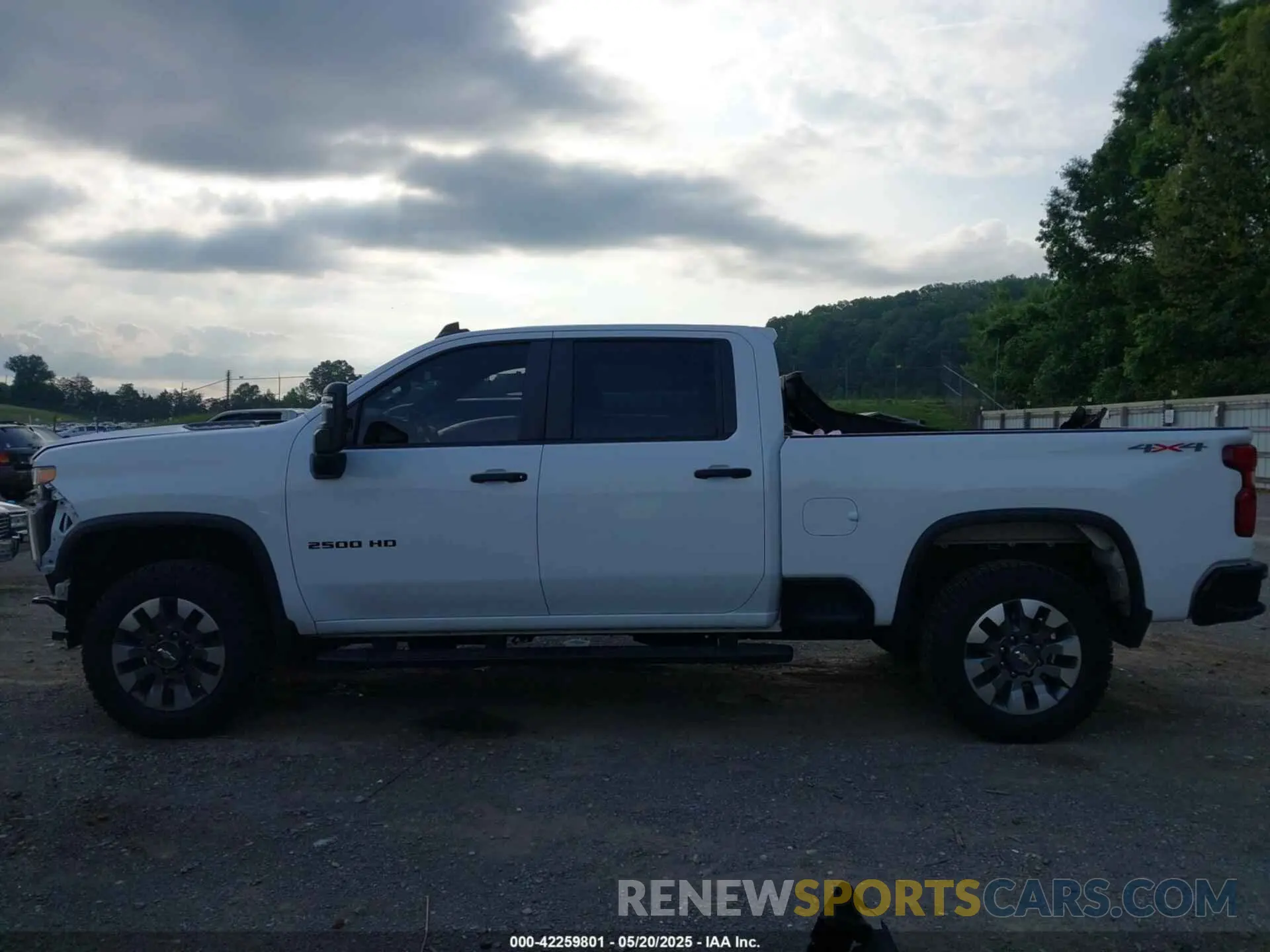 14 fotografías del automóvil dañado 1GC4YME73NF115669 CHEVROLET SILVERADO 2500HD 2022