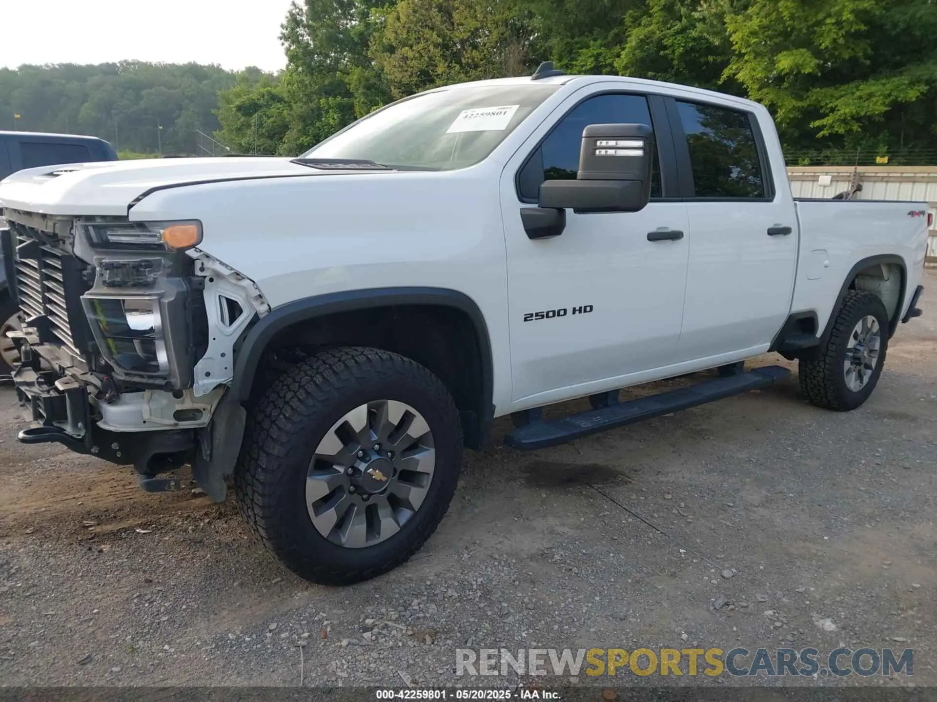 2 fotografías del automóvil dañado 1GC4YME73NF115669 CHEVROLET SILVERADO 2500HD 2022