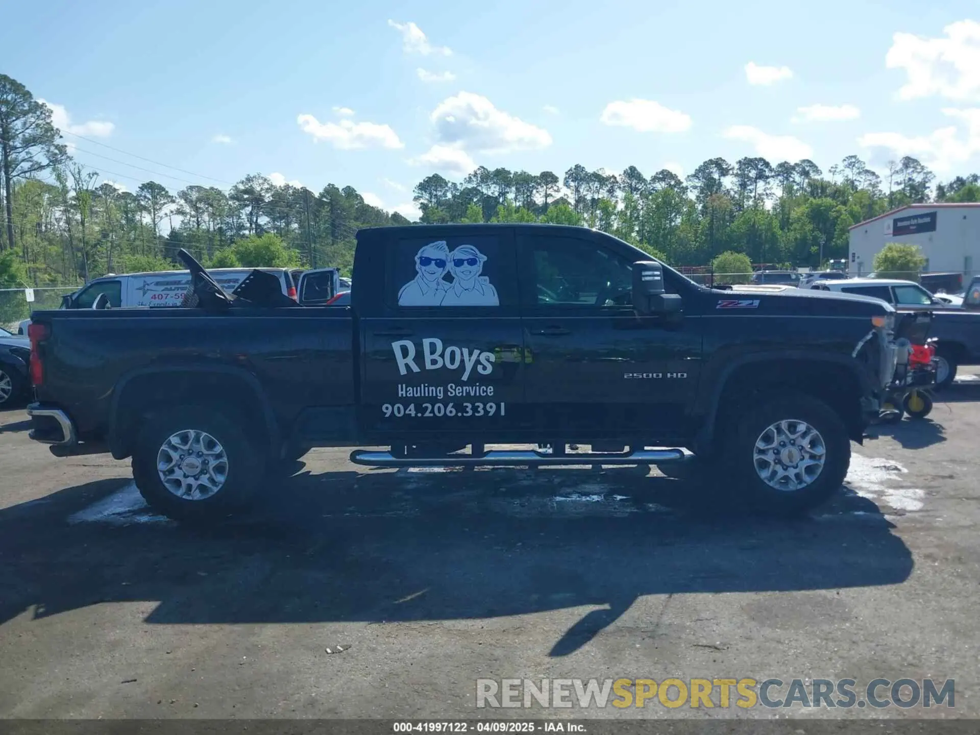 13 fotografías del automóvil dañado 1GC4YNE71NF175746 CHEVROLET SILVERADO 2500HD 2022
