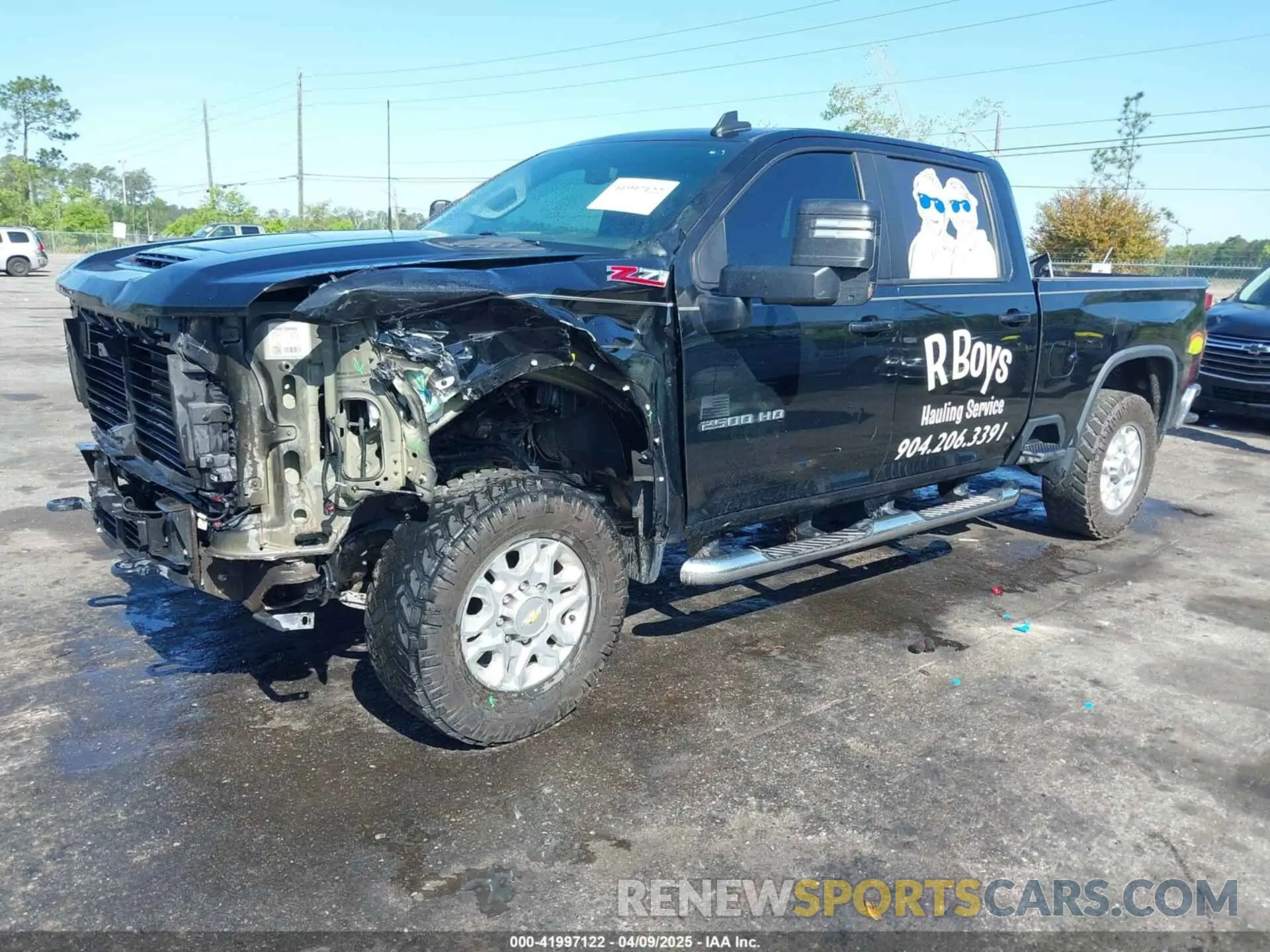 2 fotografías del automóvil dañado 1GC4YNE71NF175746 CHEVROLET SILVERADO 2500HD 2022