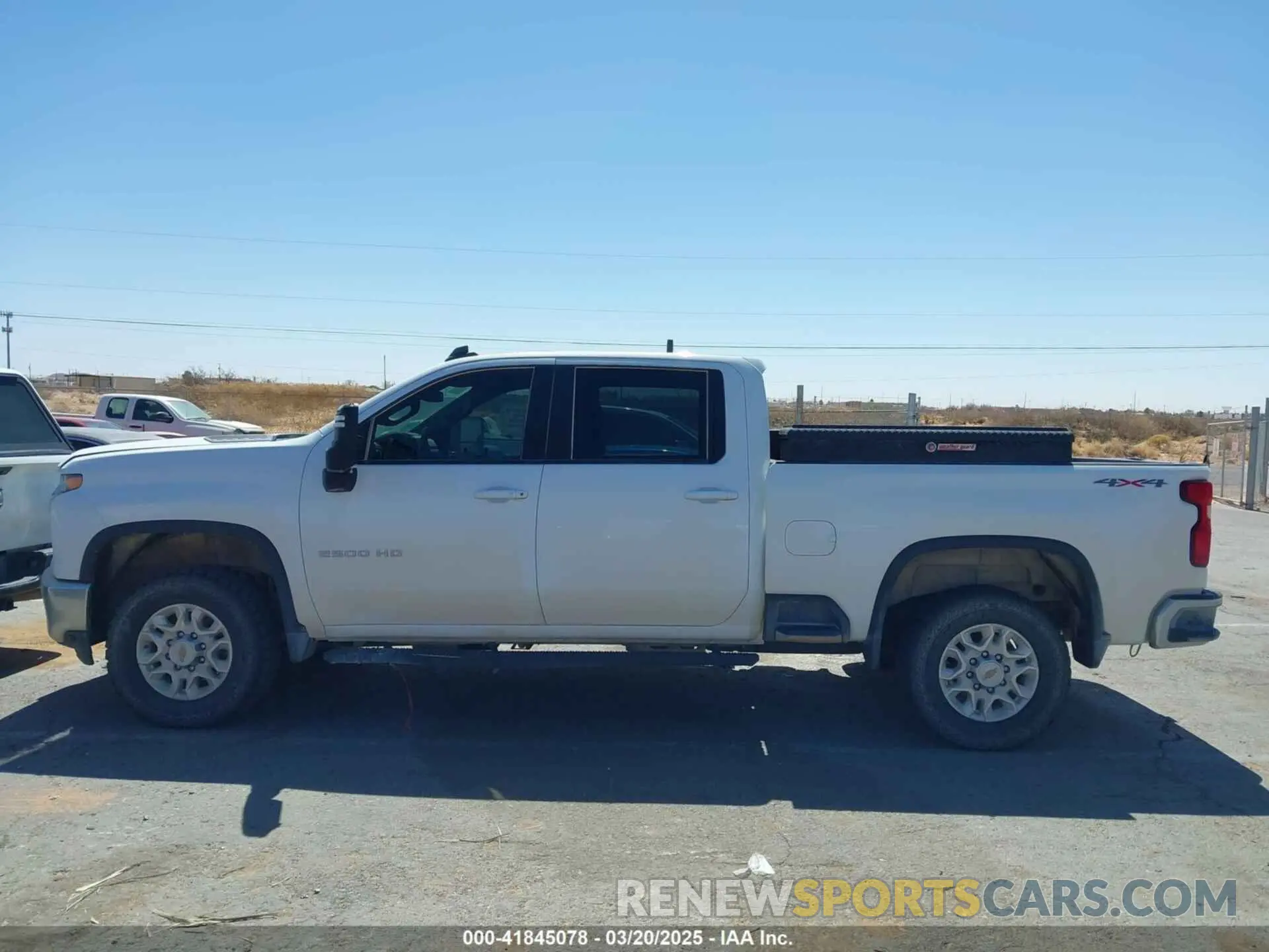14 fotografías del automóvil dañado 1GC4YNE73NF179023 CHEVROLET SILVERADO 2500HD 2022