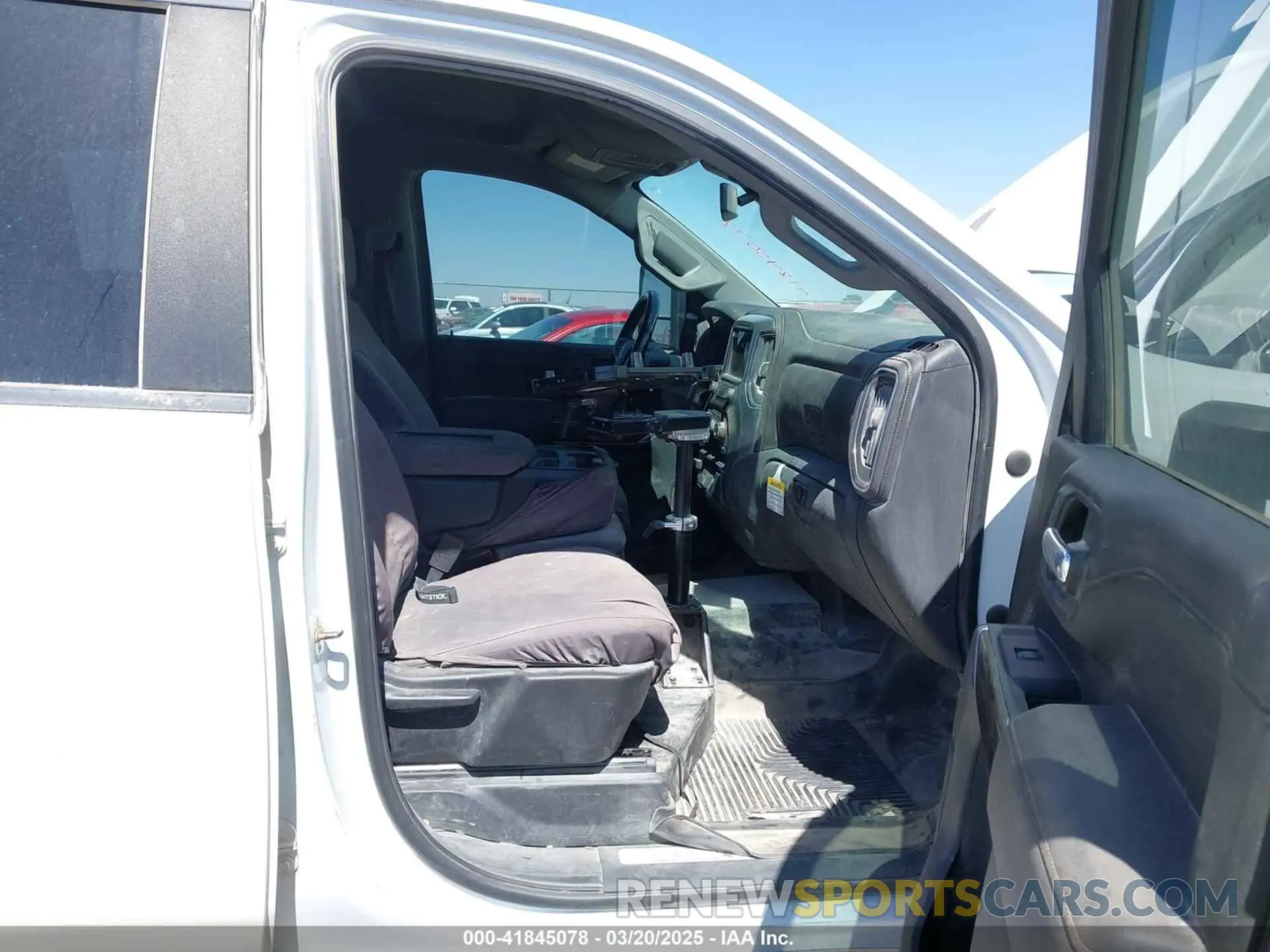 7 fotografías del automóvil dañado 1GC4YNE73NF179023 CHEVROLET SILVERADO 2500HD 2022