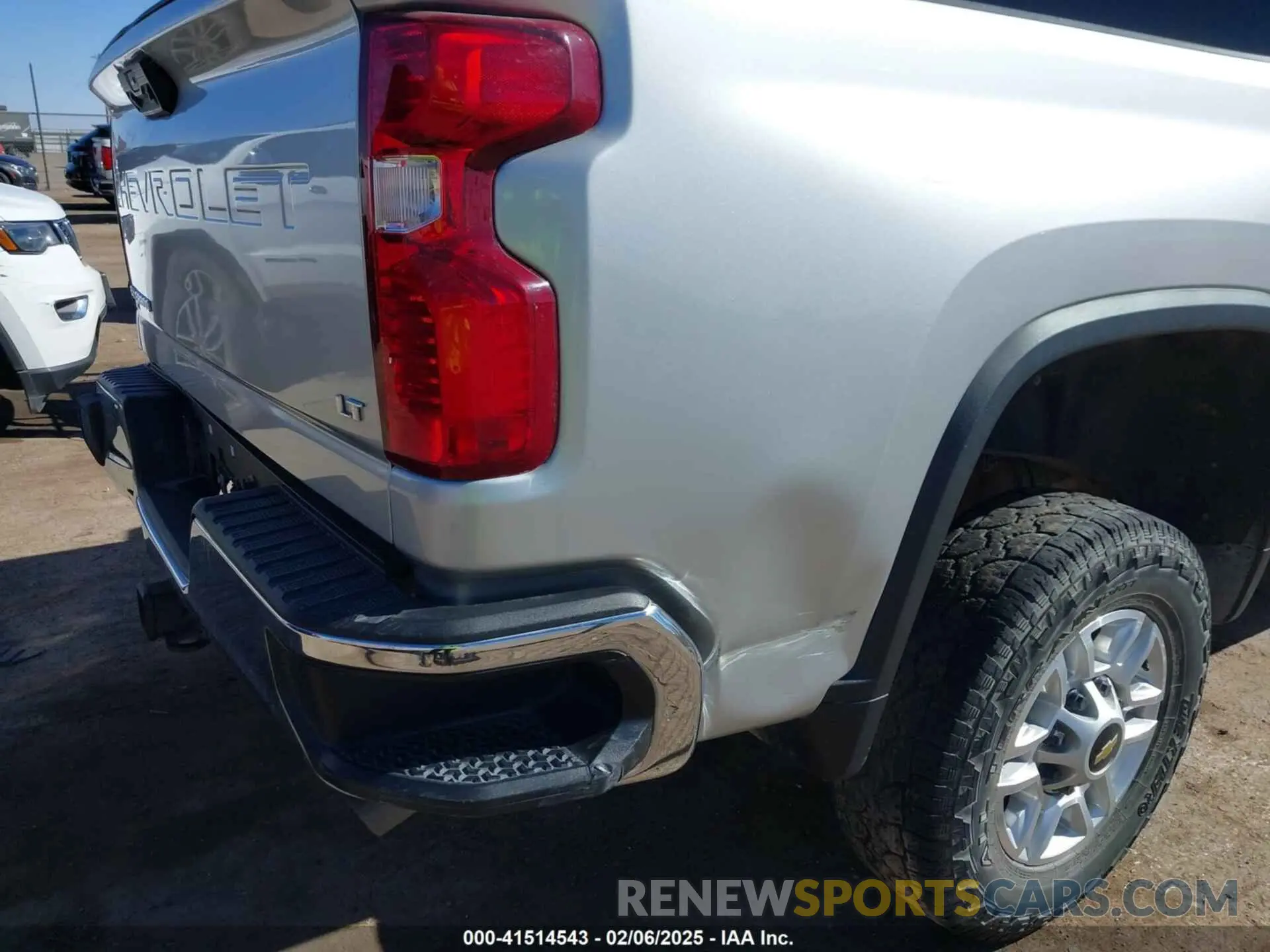 18 fotografías del automóvil dañado 1GC4YNE78NF177056 CHEVROLET SILVERADO 2500HD 2022
