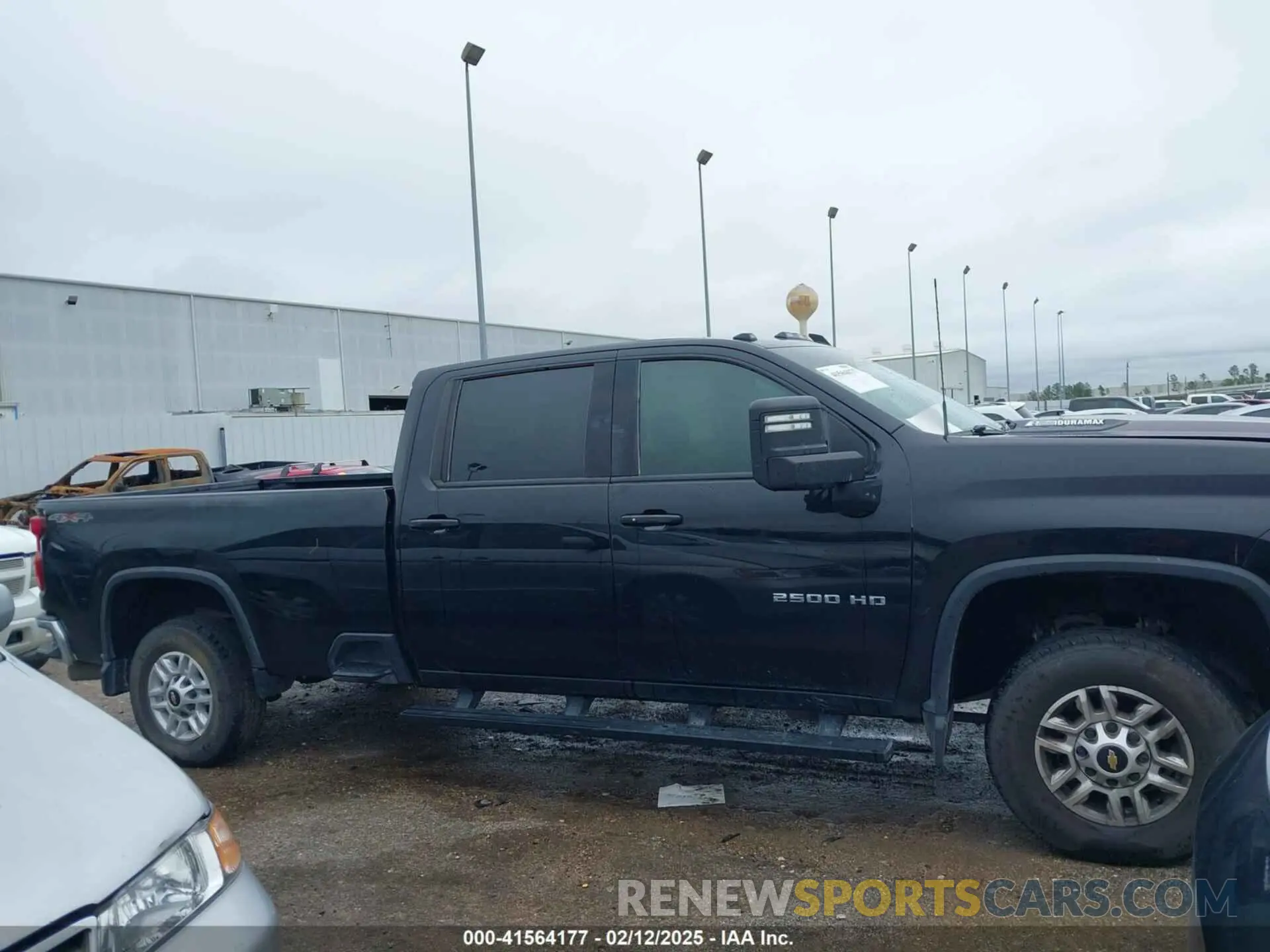 13 fotografías del automóvil dañado 1GC4YNEY1NF217213 CHEVROLET SILVERADO 2500HD 2022